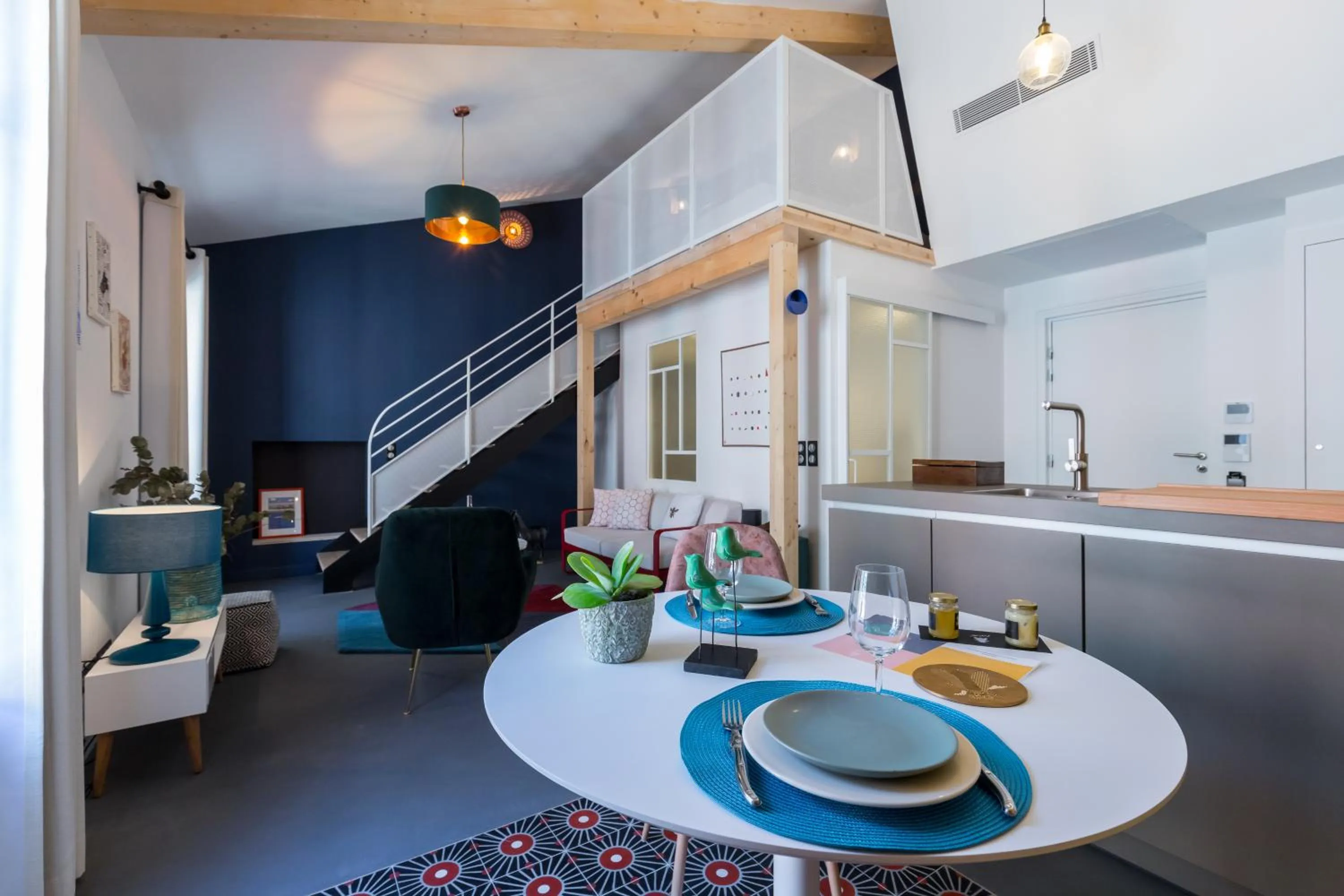 L'Abeille - Boutique Apartments