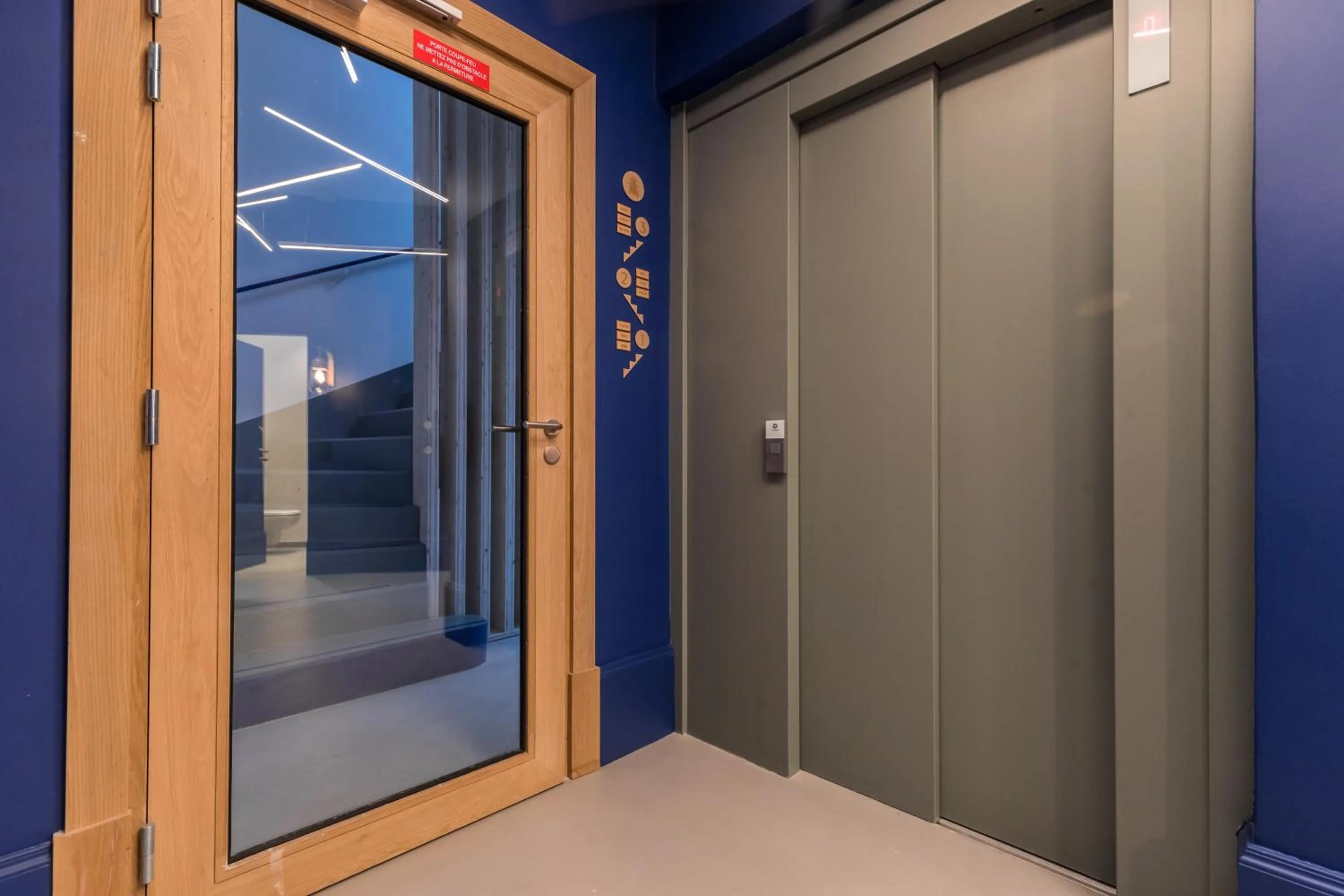 elevator in L'Abeille - Boutique Apartments