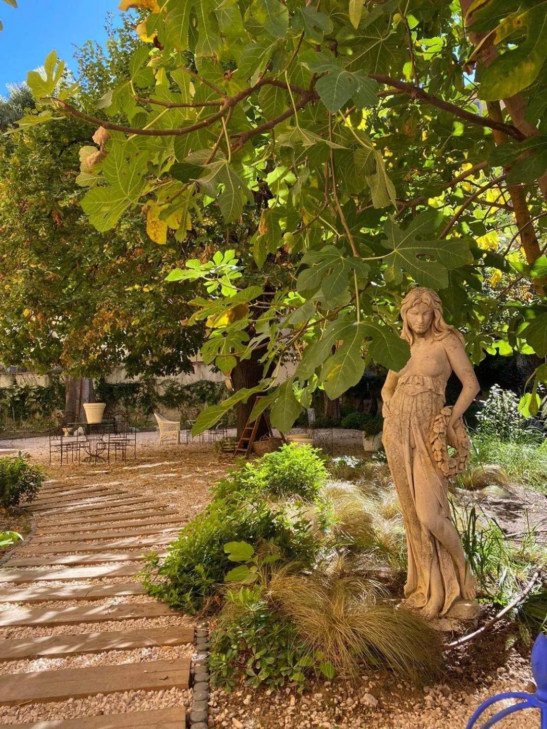 L'Abeille - Boutique Apartments