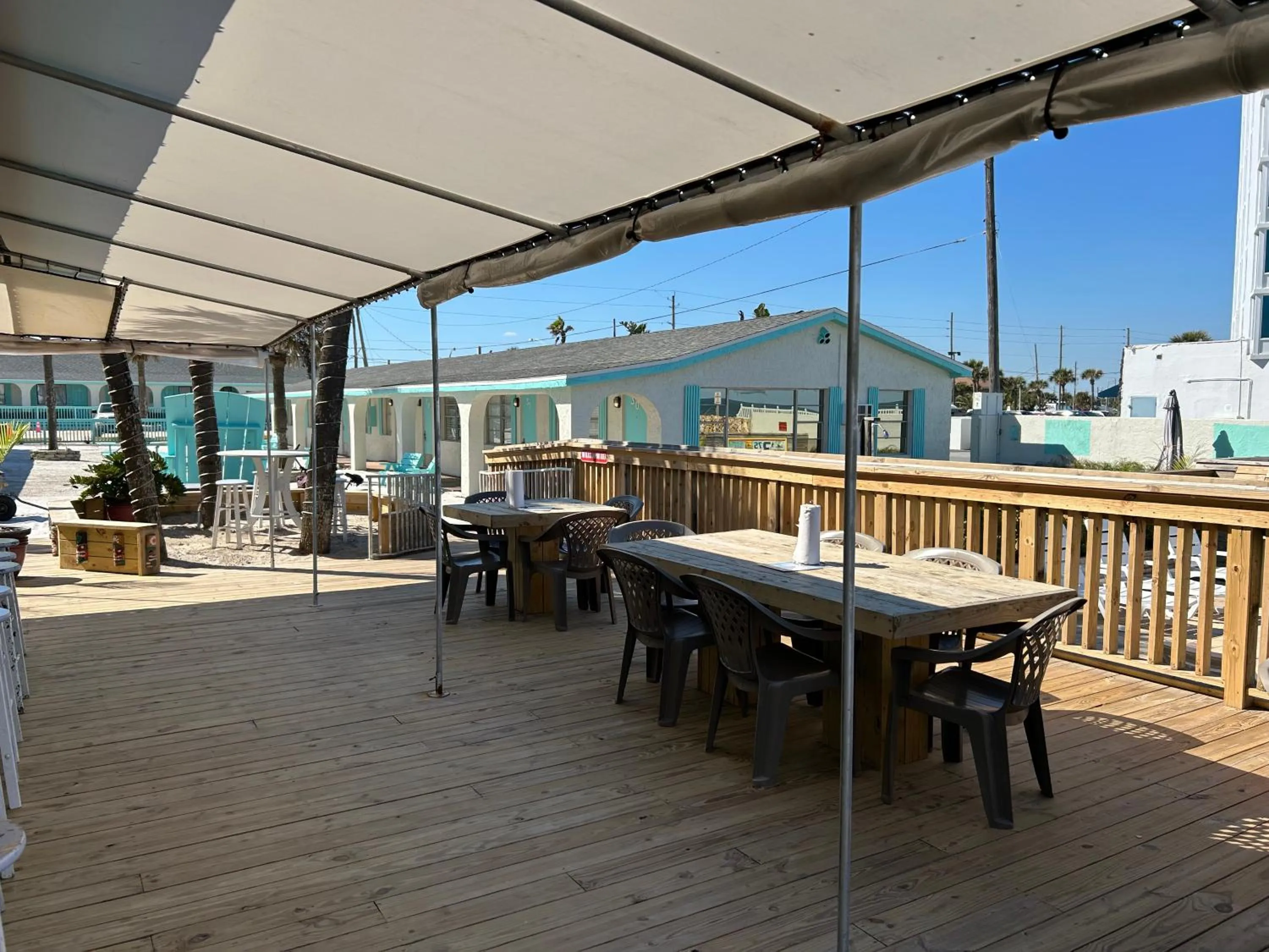 Restaurant/places to eat in Sea Vista Motel