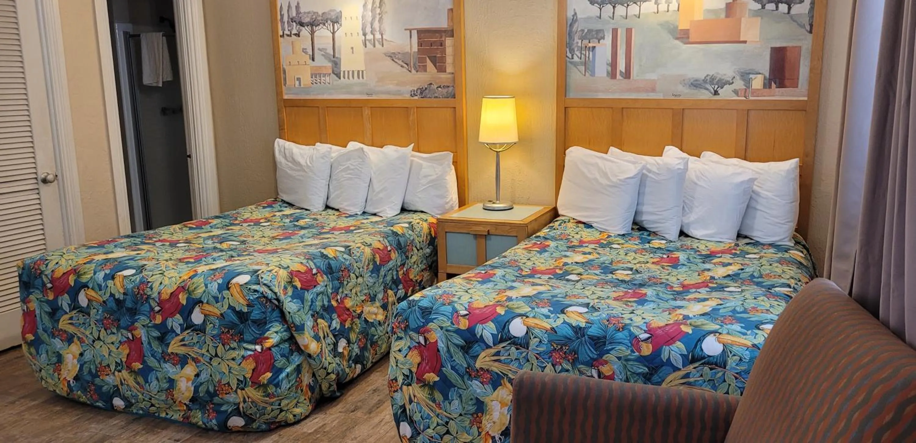 Bed in Sea Vista Motel