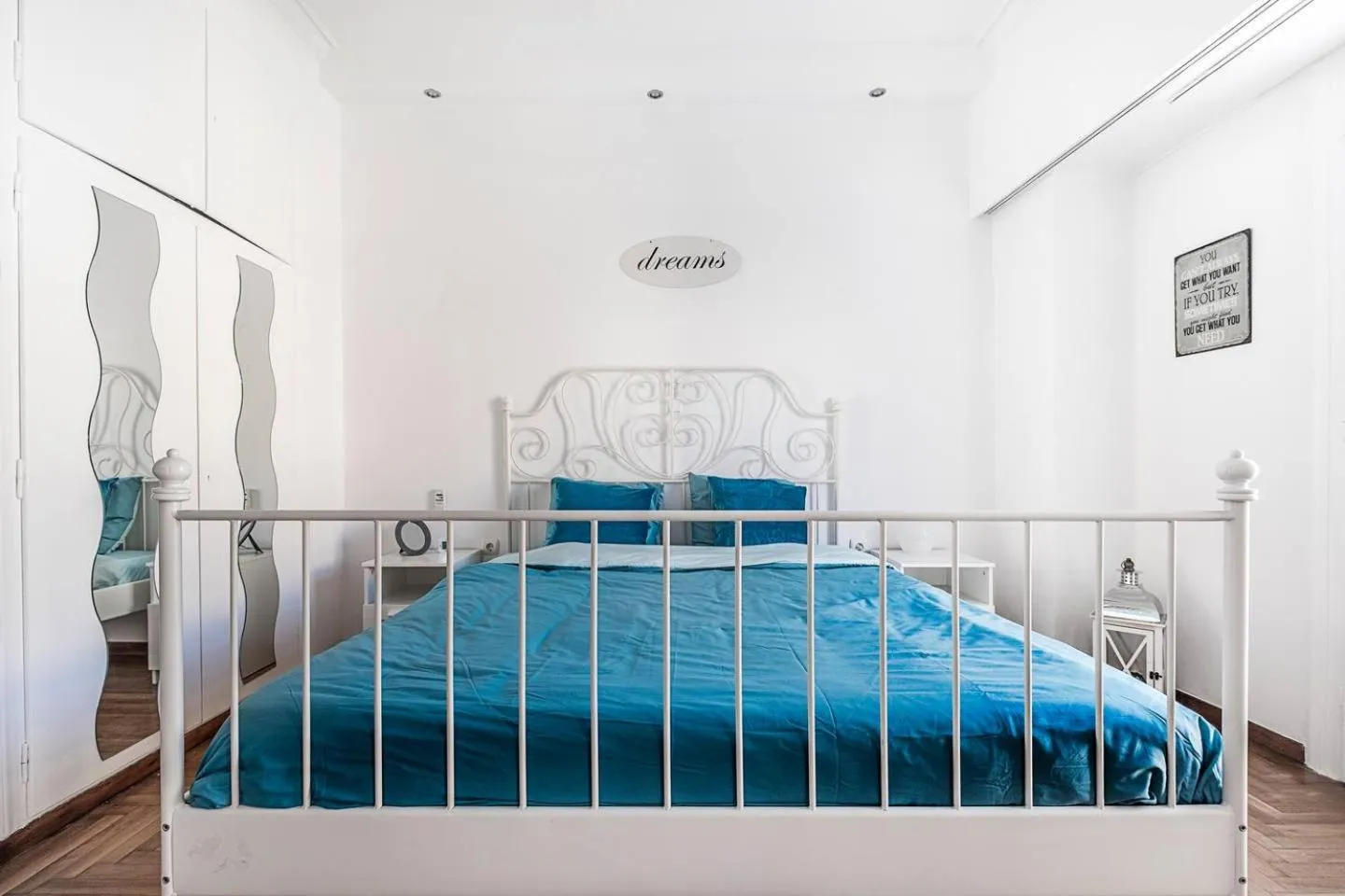 Bed in Acropolis Exceptional View