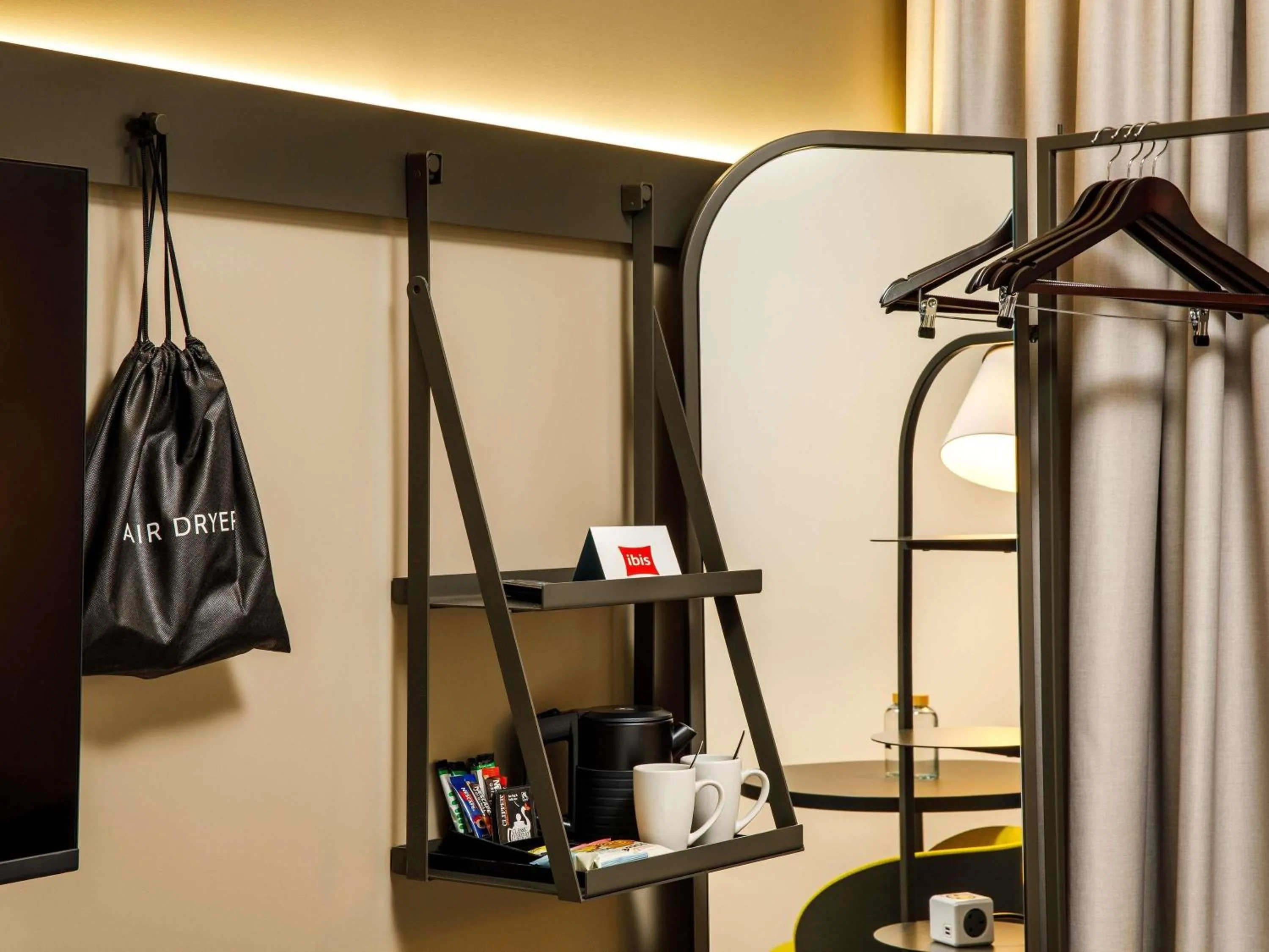 Bedroom in ibis London Greenwich