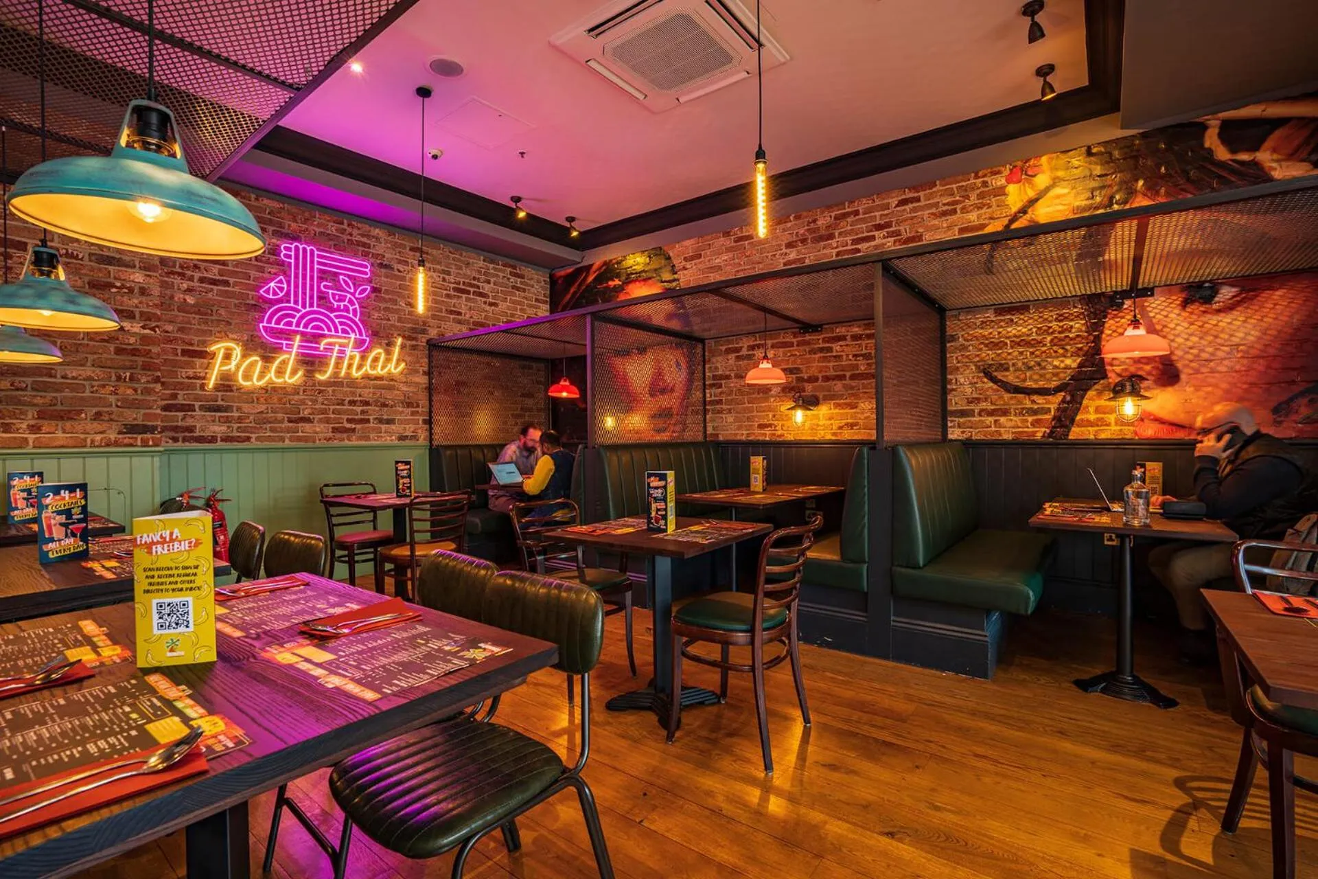 Restaurant/places to eat in ibis London Greenwich