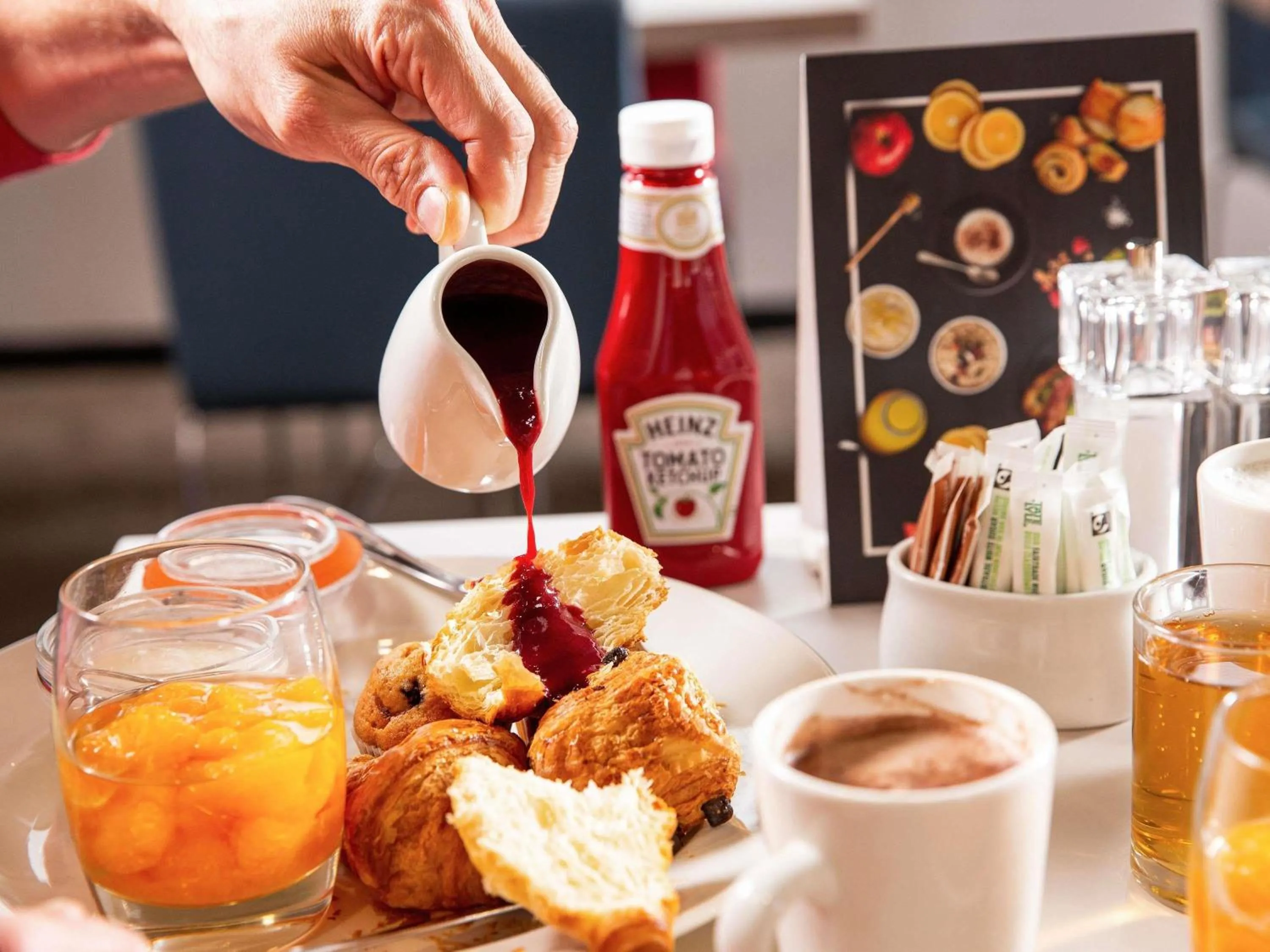 Breakfast in ibis London Greenwich