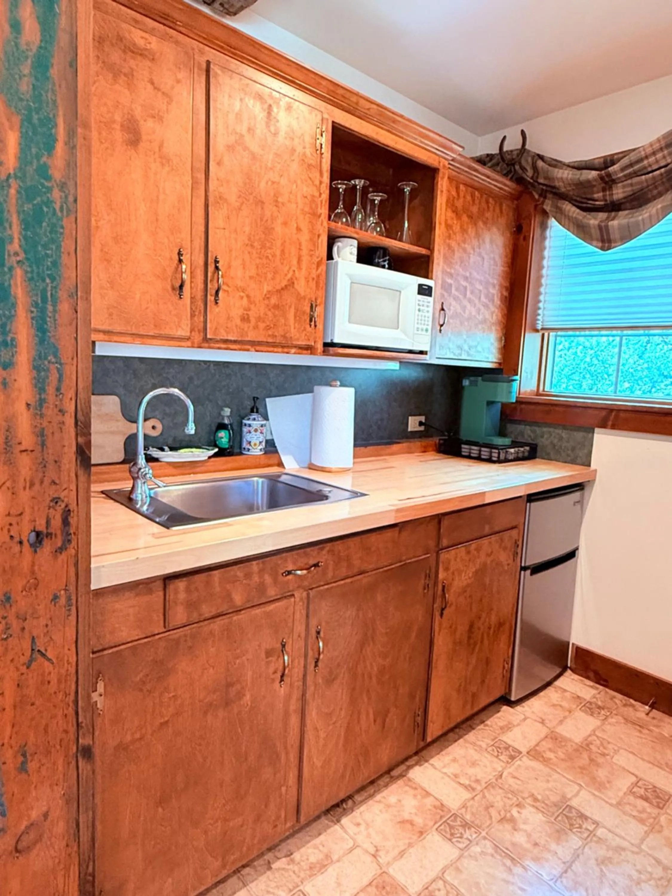 Kitchen or kitchenette in HIllside Farm B & B