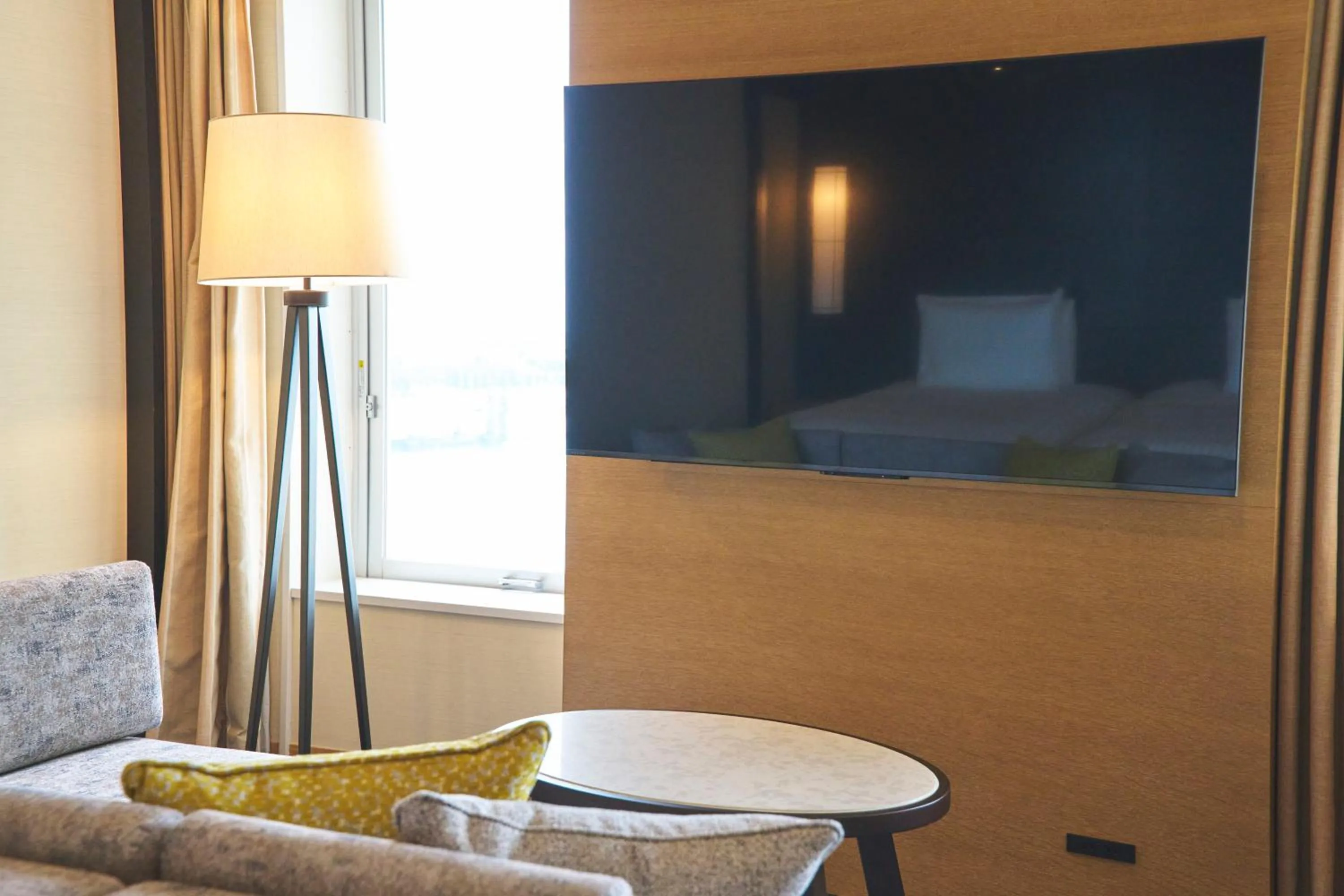 TV and multimedia in Rihga Royal Gran Okinawa