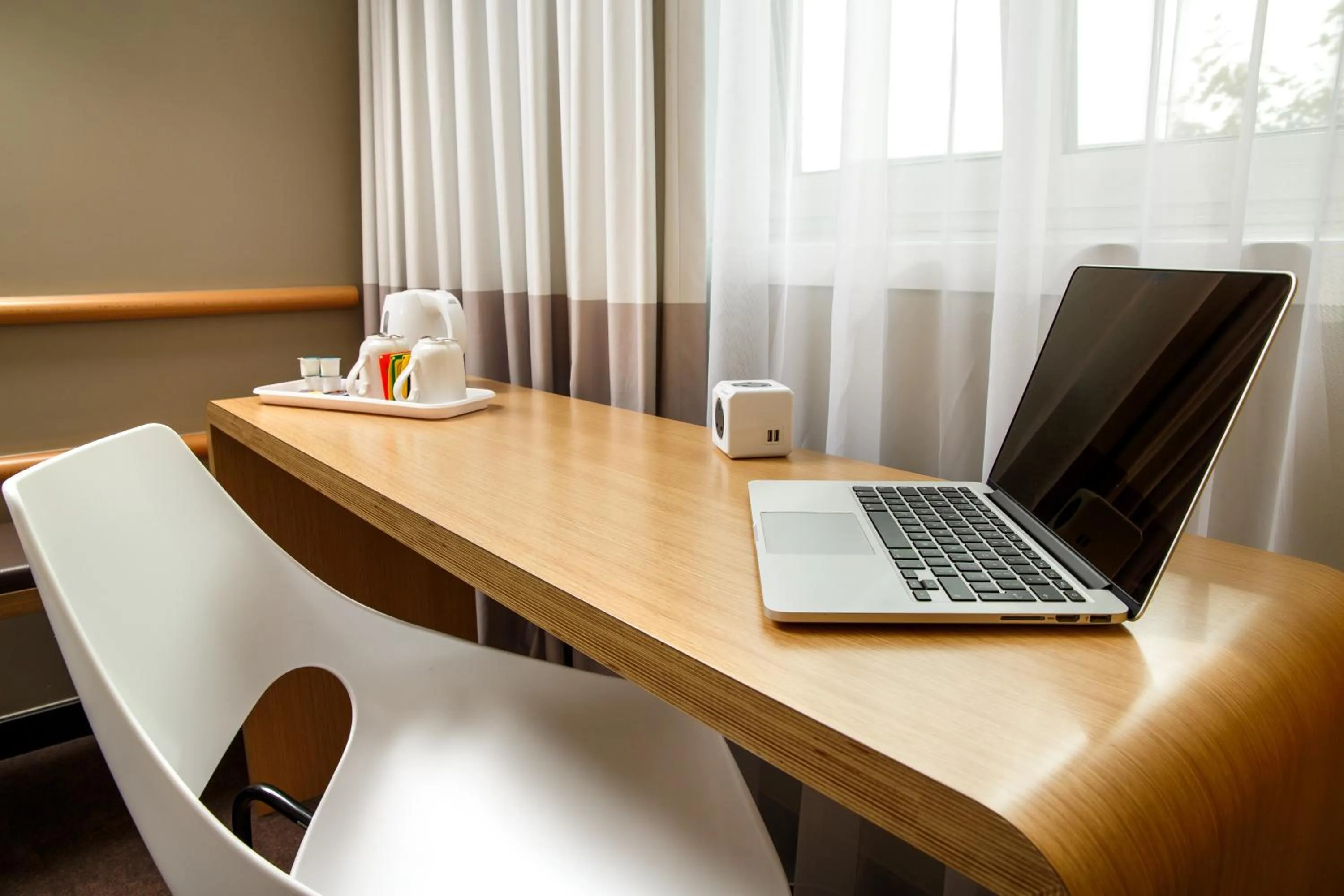 Bedroom in ibis London Stratford