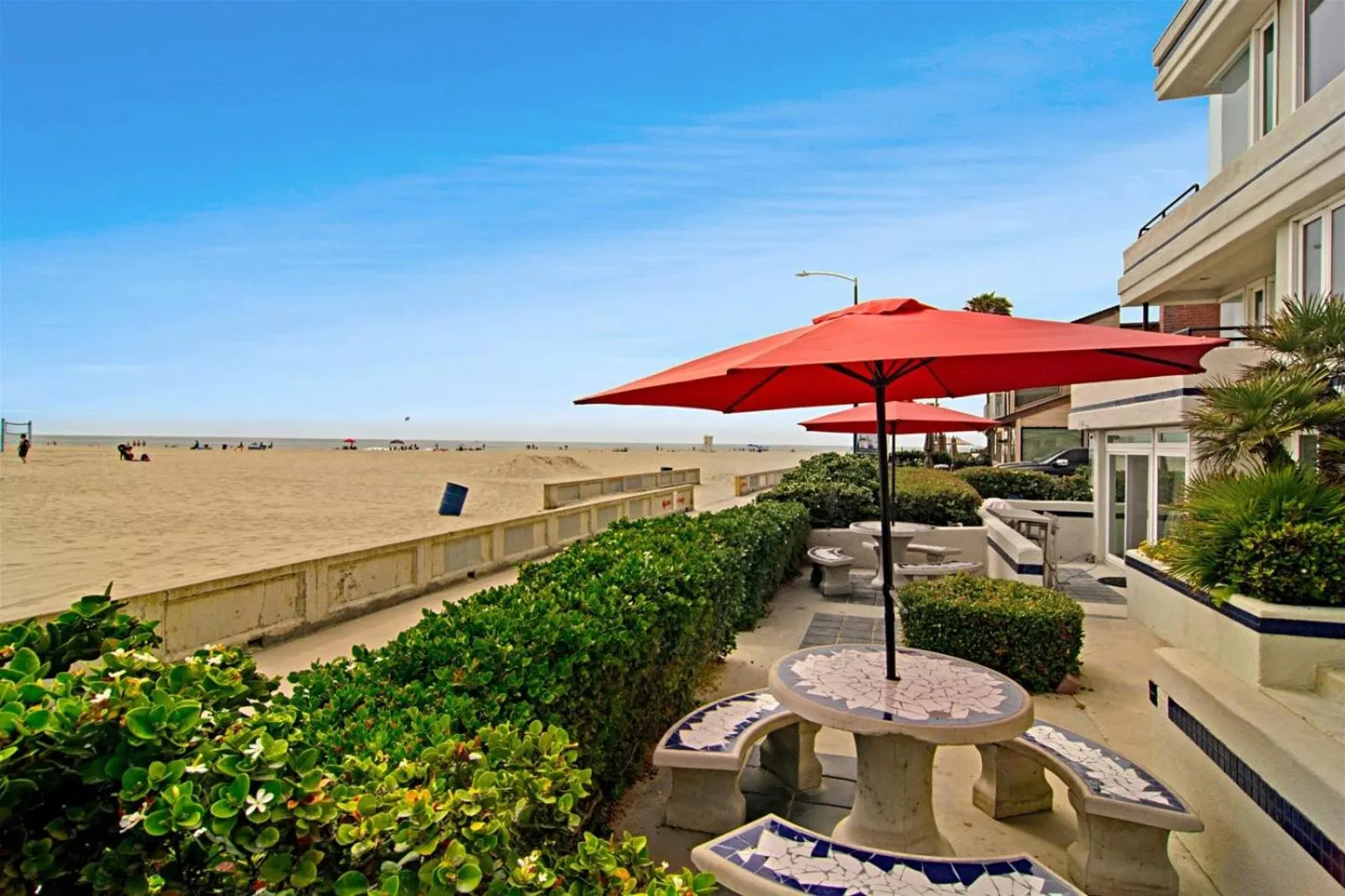 Property building in 125-Fun In The Sun Penthouse