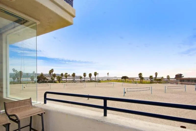 Property building in 125-Fun In The Sun Penthouse