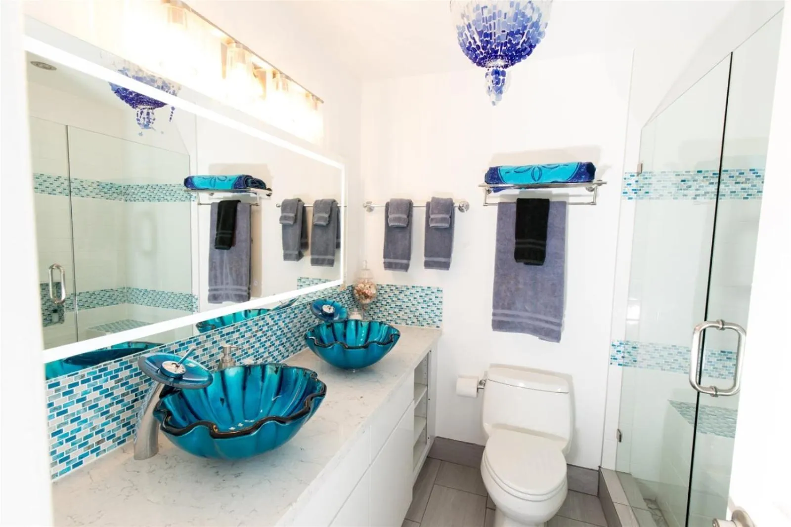 Property building in 120-Oceanfront Penthouse 5