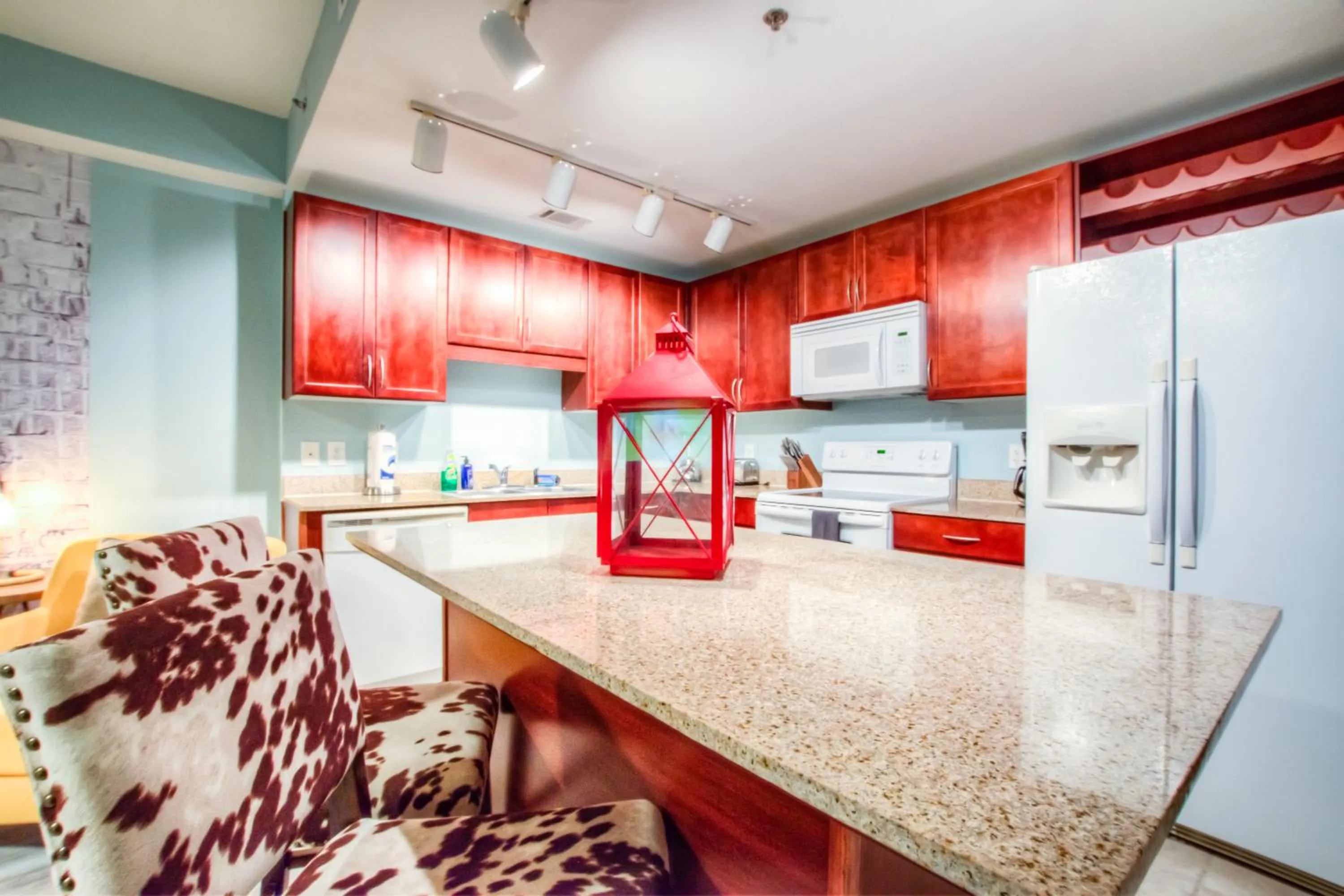 Laketown Wharf 1135 By Aneliya