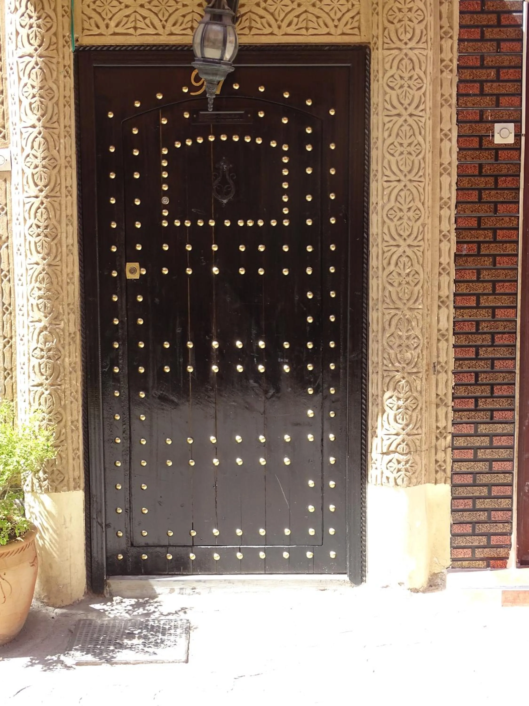 Facade/entrance in Riad Bab Lakhmiss