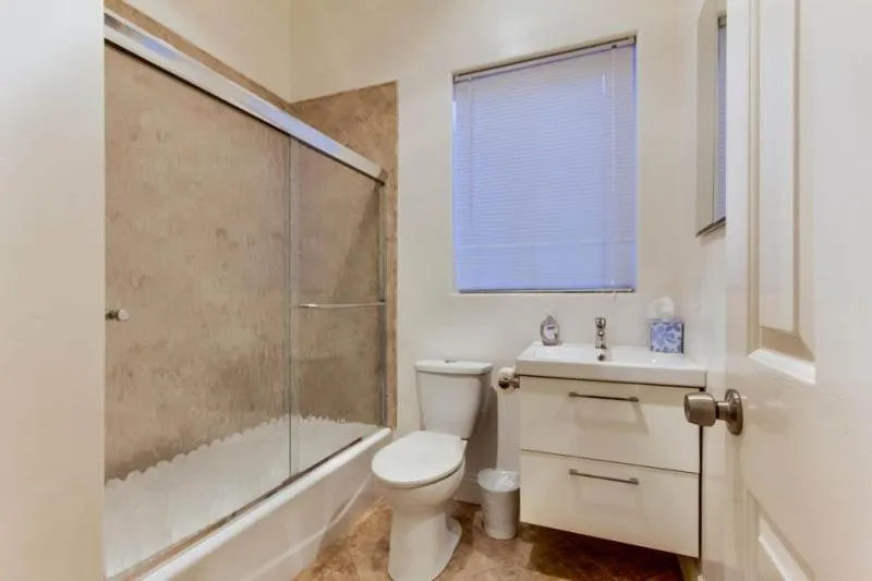 Property building in 199-Surf Stars Combo