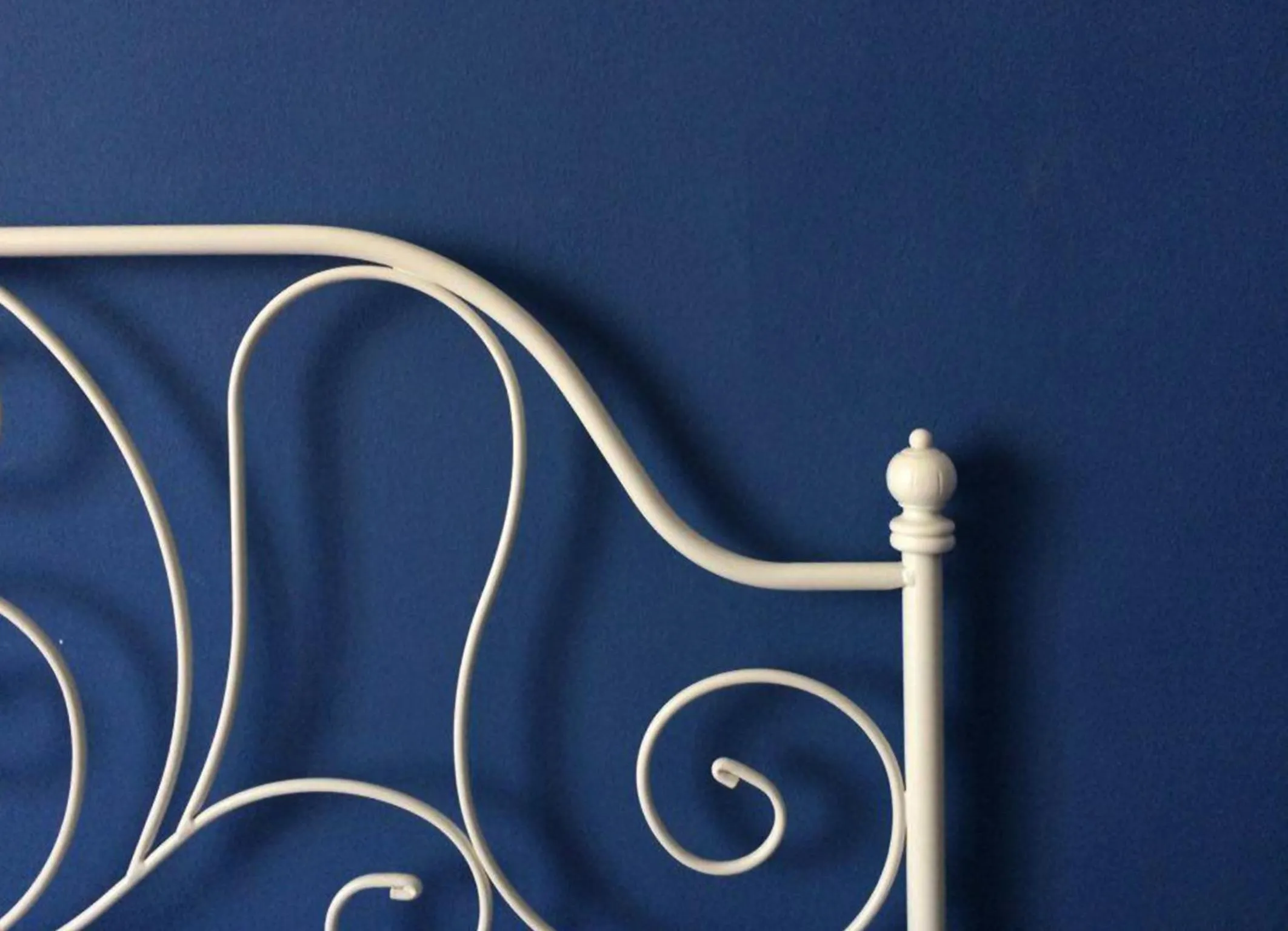 Decorative detail in B&B Bianca