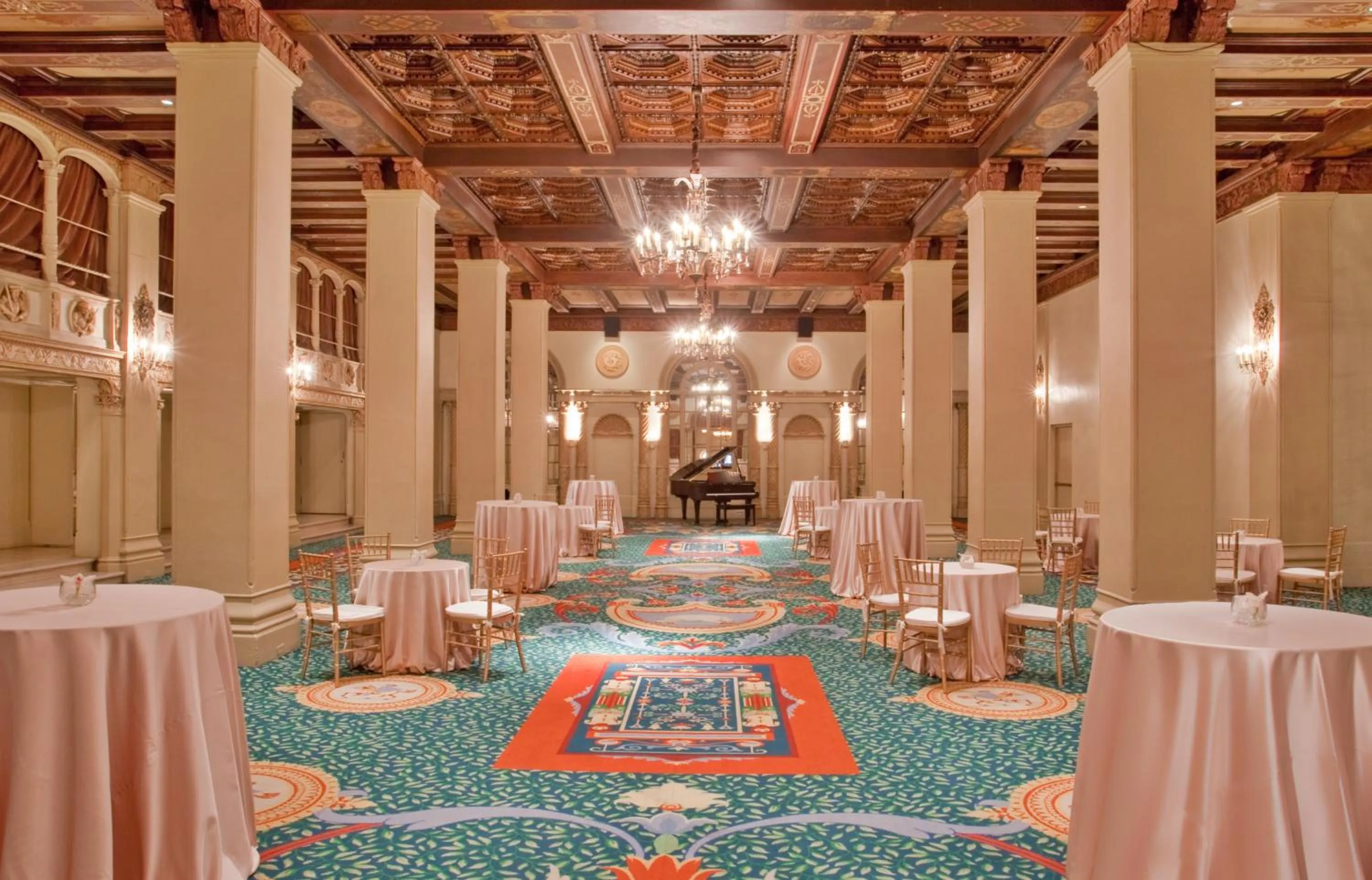 Restaurant/places to eat in The Biltmore Los Angeles