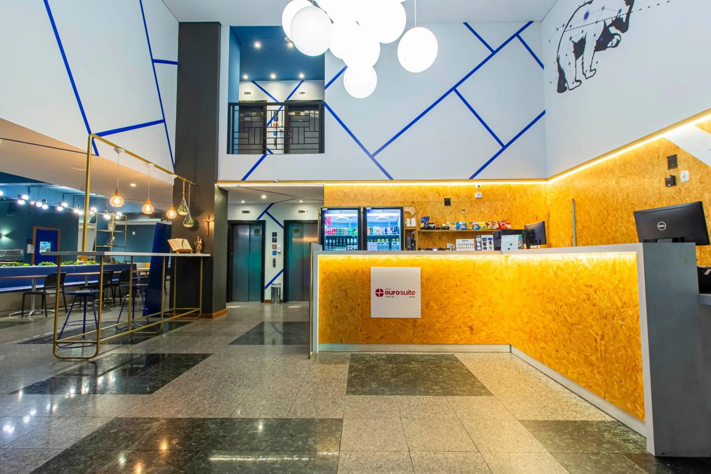 Lobby or reception in Hotel Euro Suite Curitiba Batel By Nacional Inn