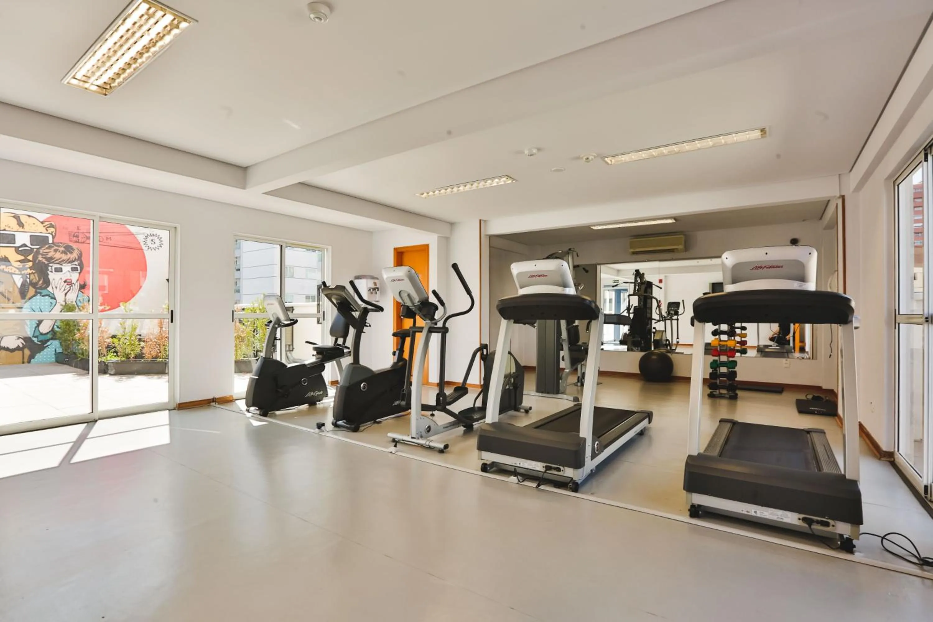 Fitness centre/facilities in Hotel Euro Suite Curitiba Batel By Nacional Inn