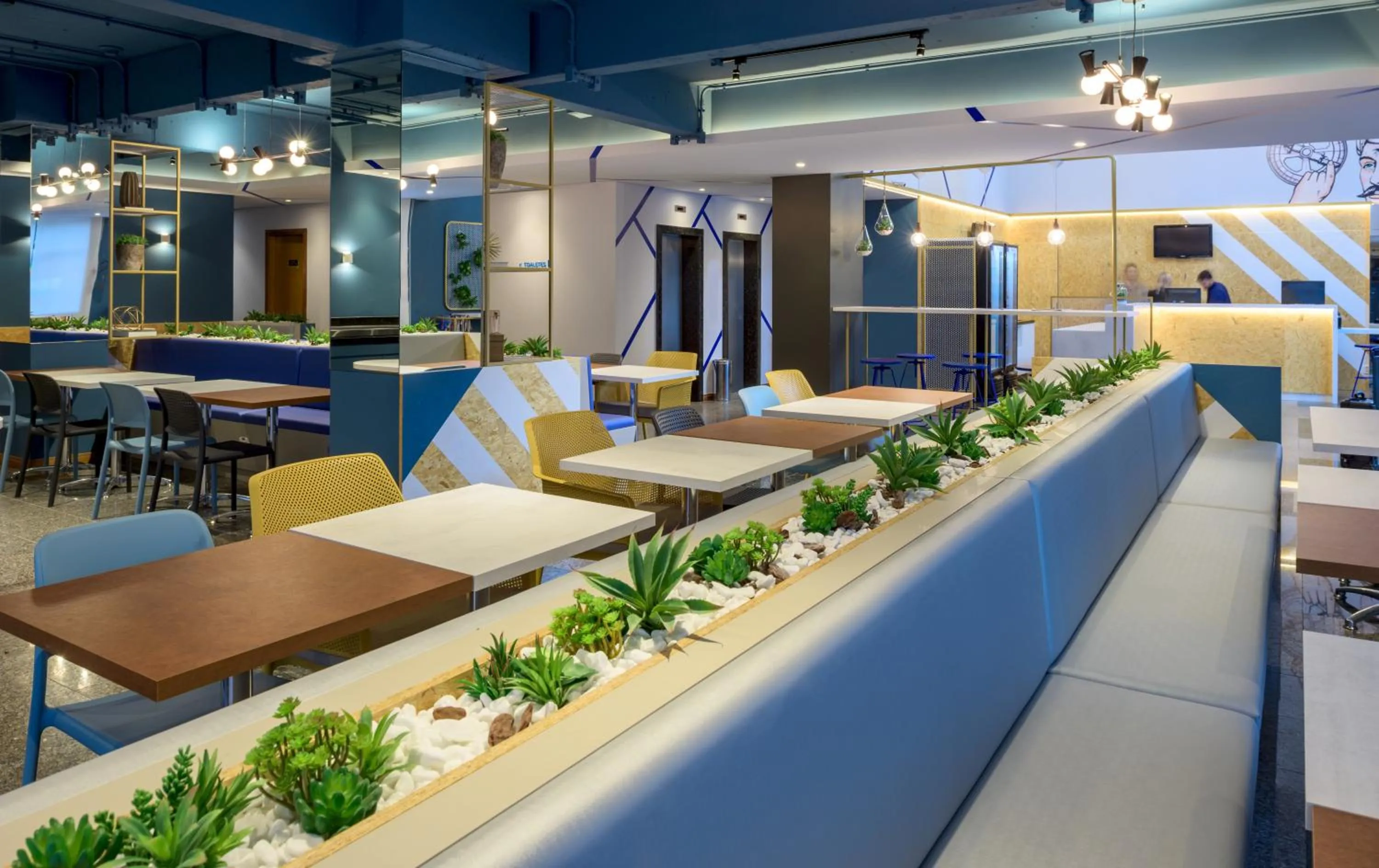 Restaurant/places to eat in Hotel Euro Suite Curitiba Batel By Nacional Inn