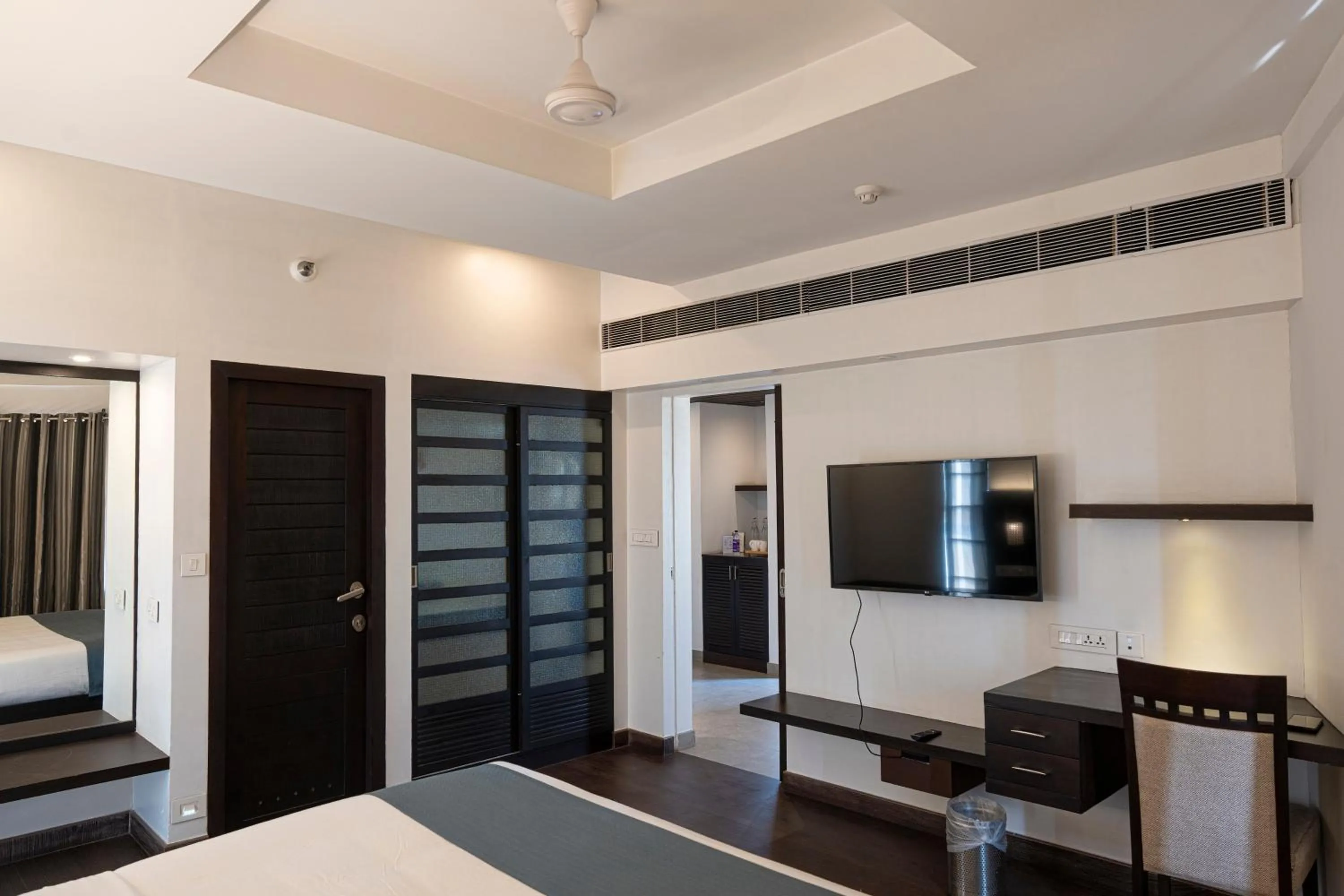 Communal lounge/ TV room, Bed in Copper Folia