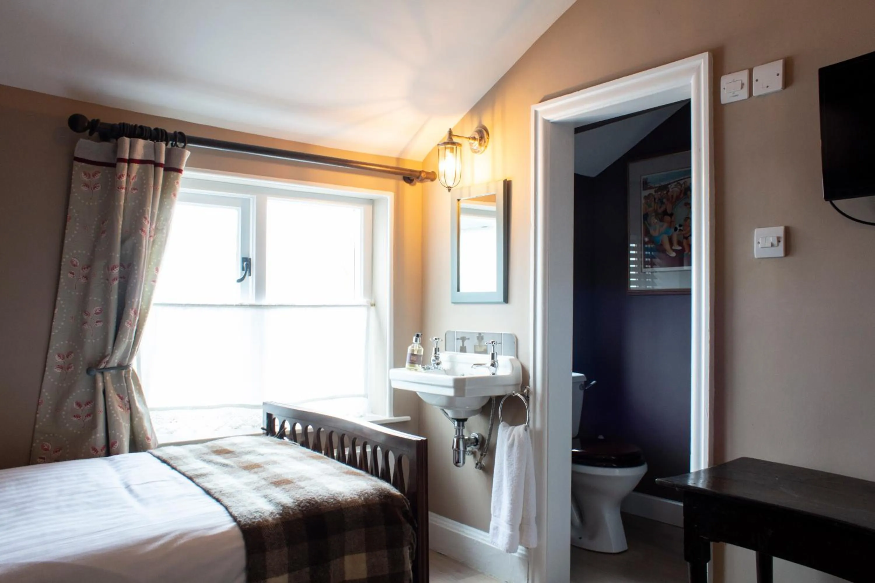 Bed in The Carden Arms