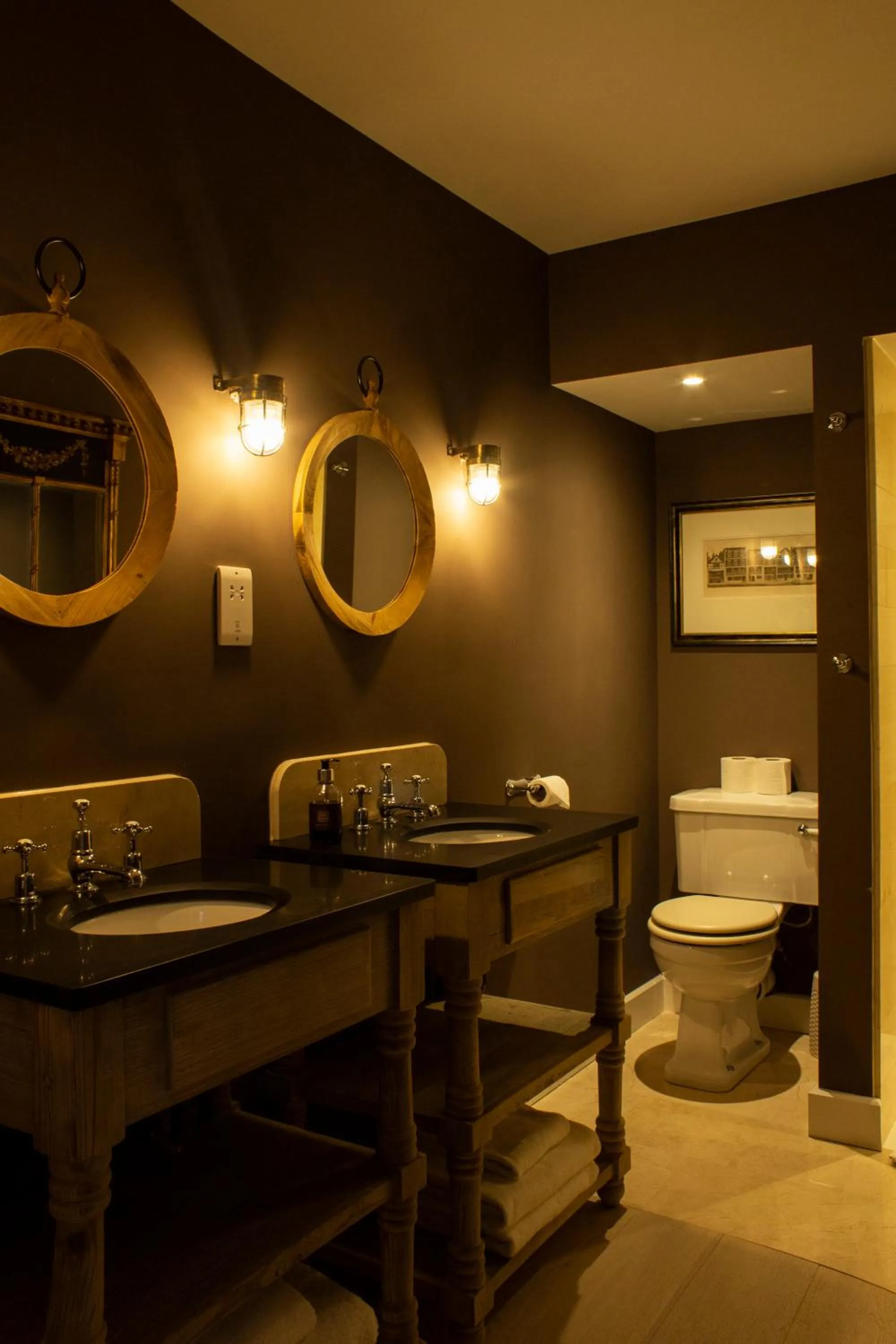Bathroom in The Carden Arms