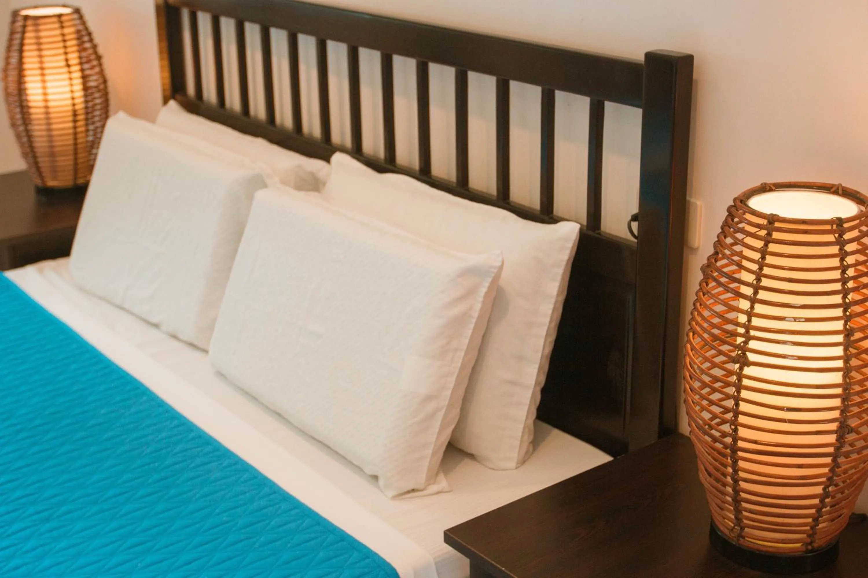 Bed in Estaca Bay Gardens Conference Resort powered by Cocotel