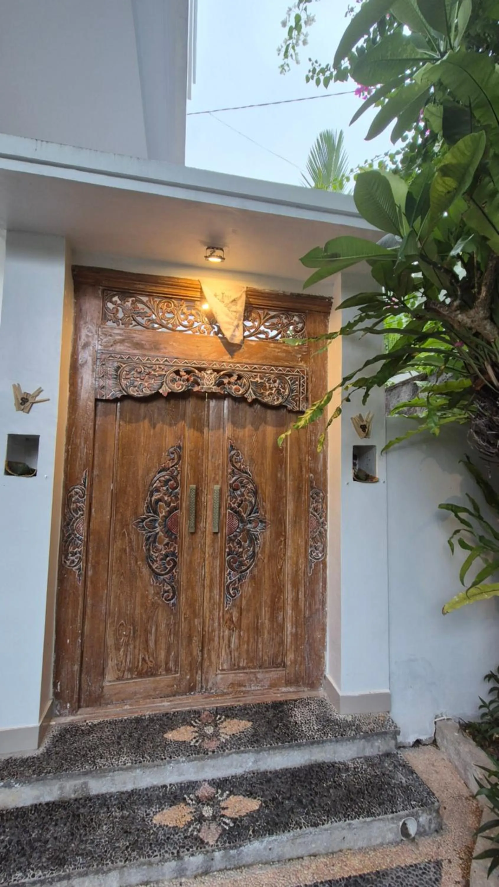 Property building in Laksmi Guest House