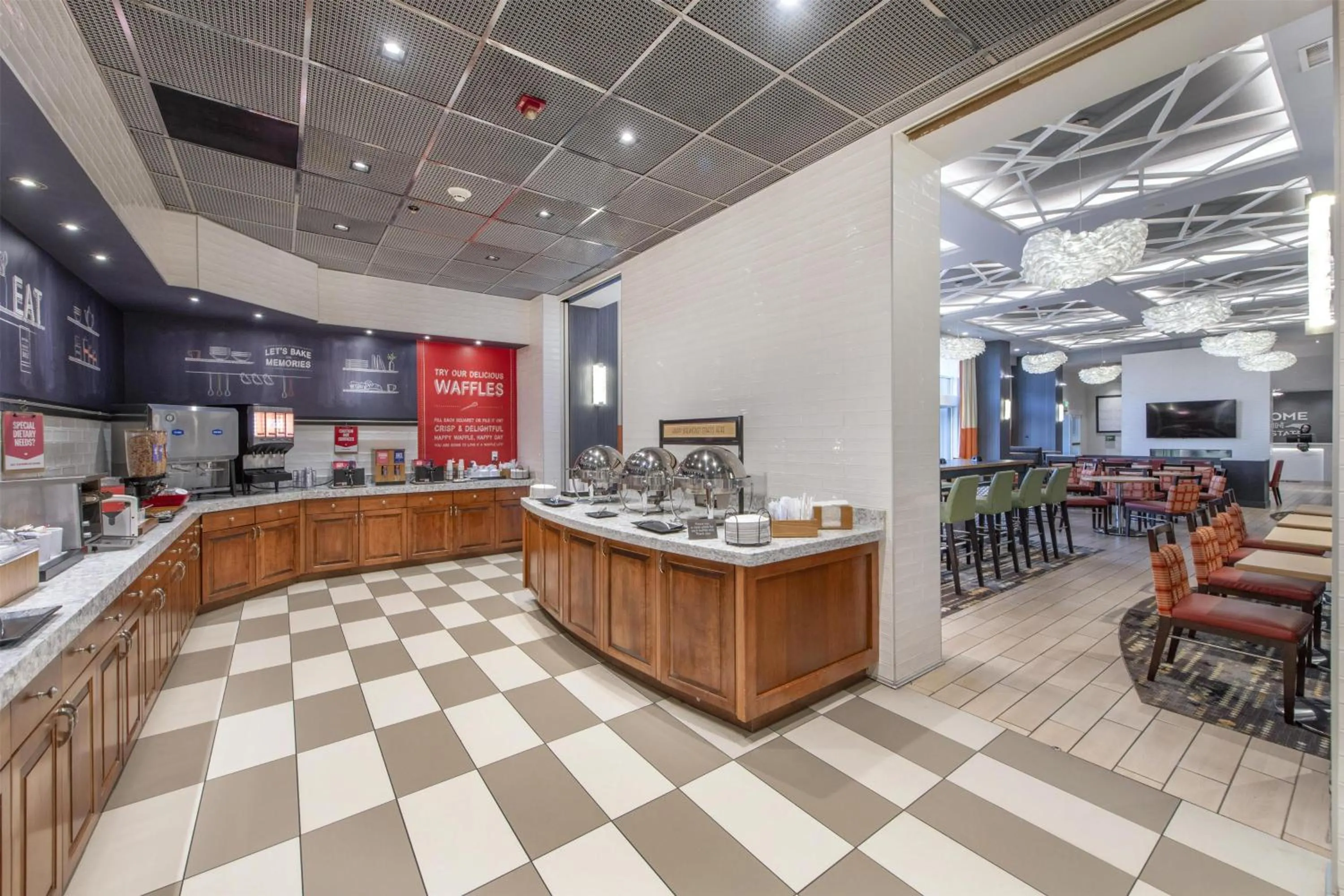 Breakfast in Hampton Inn & Suites Raleigh-Durham Airport-Brier Creek