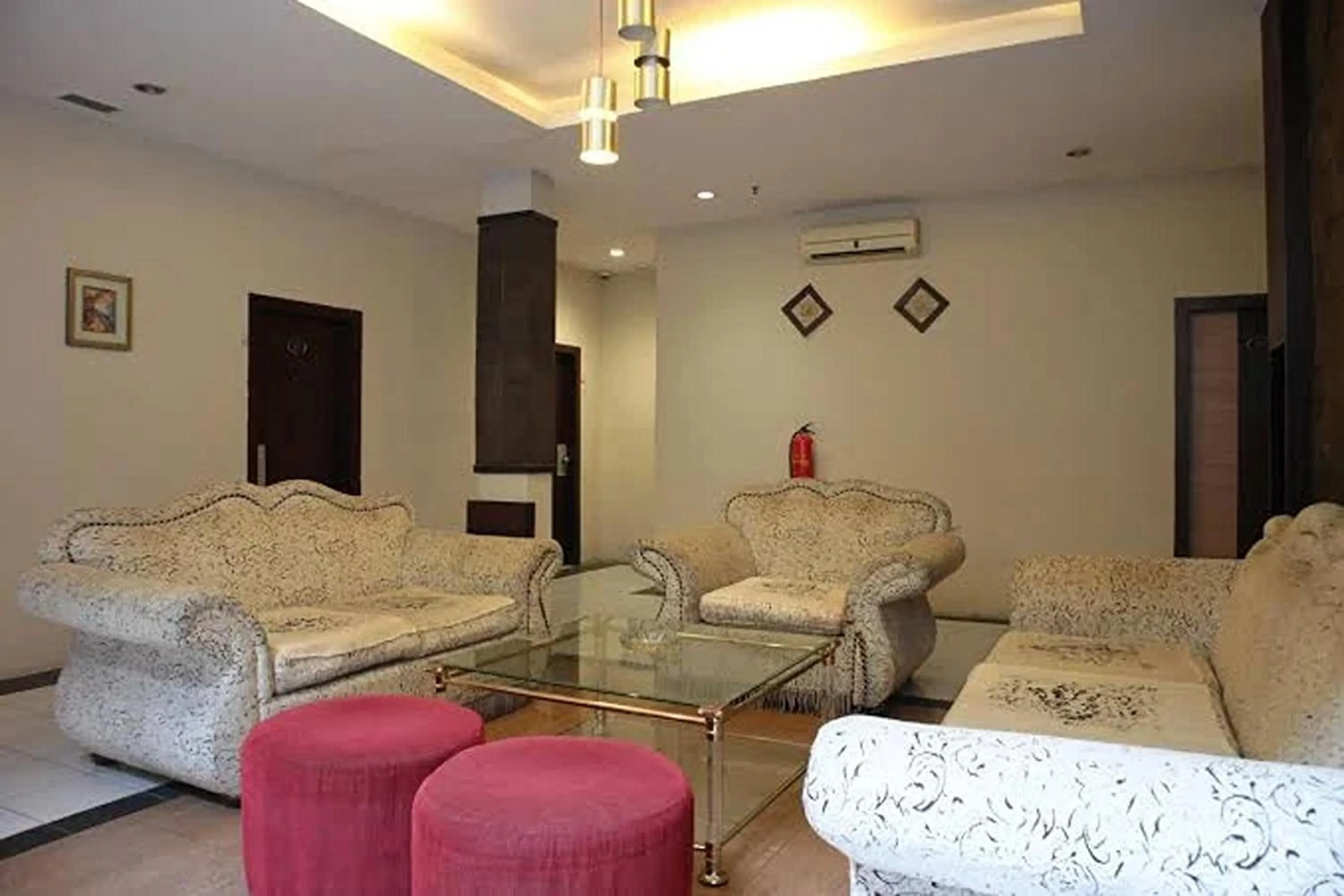 Living room in Hotel Bumi Malaya