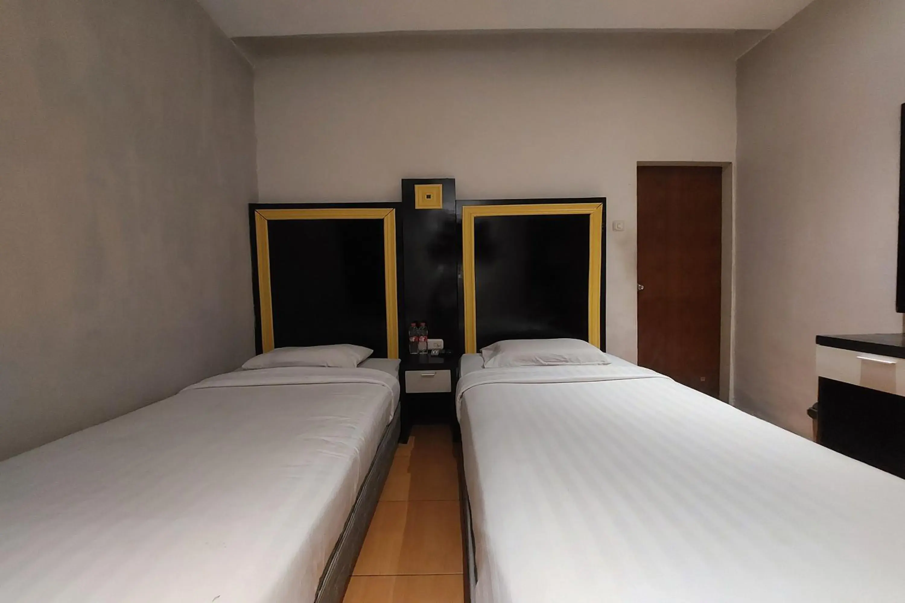 Standard Twin Room in Hotel Bumi Malaya Standard Twin Room in Hotel Bumi Malaya