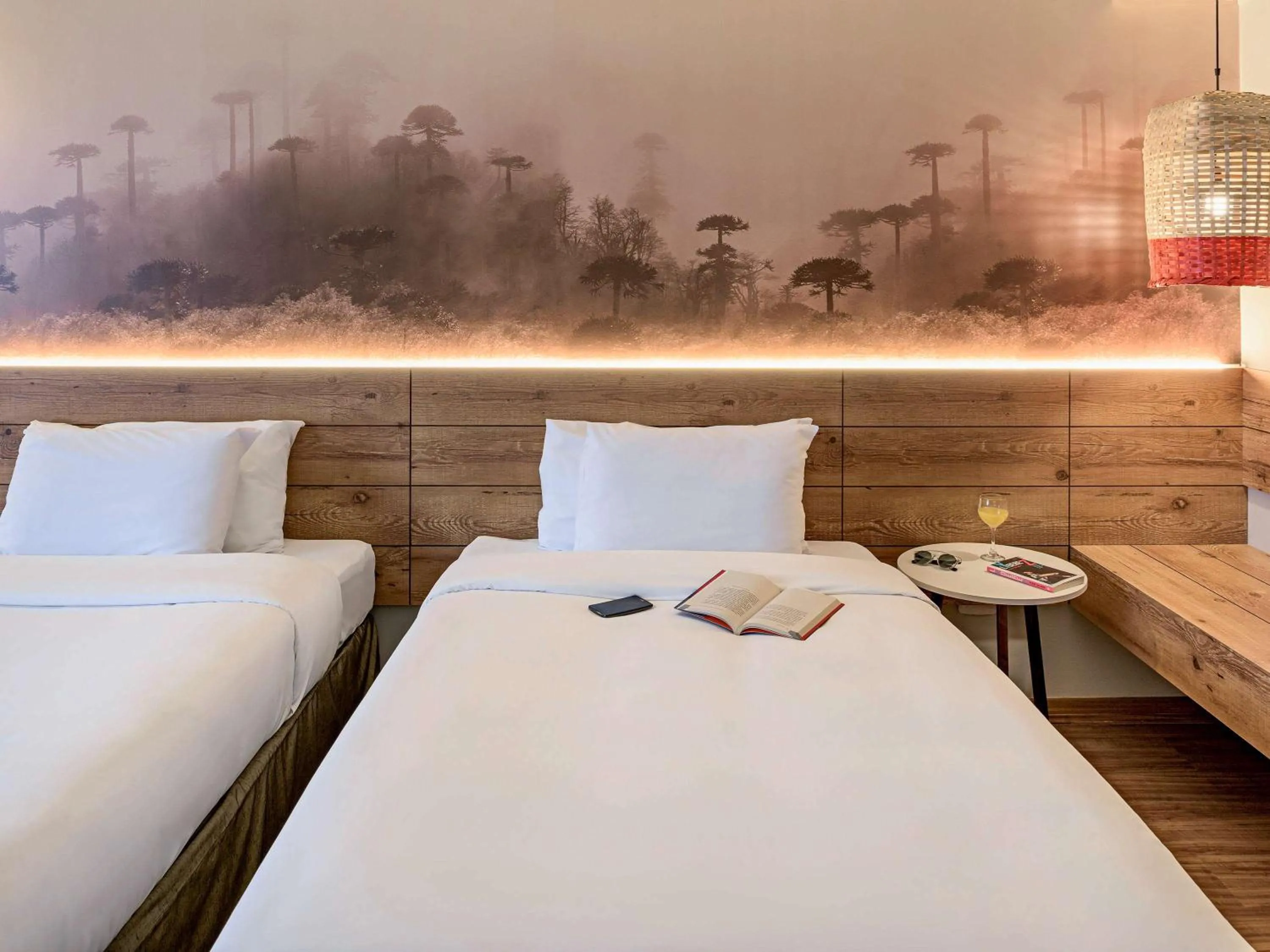 Photo of the whole room, Bed in Hotel Cassino Tower Curitiba Aeroporto By Nacional Inn