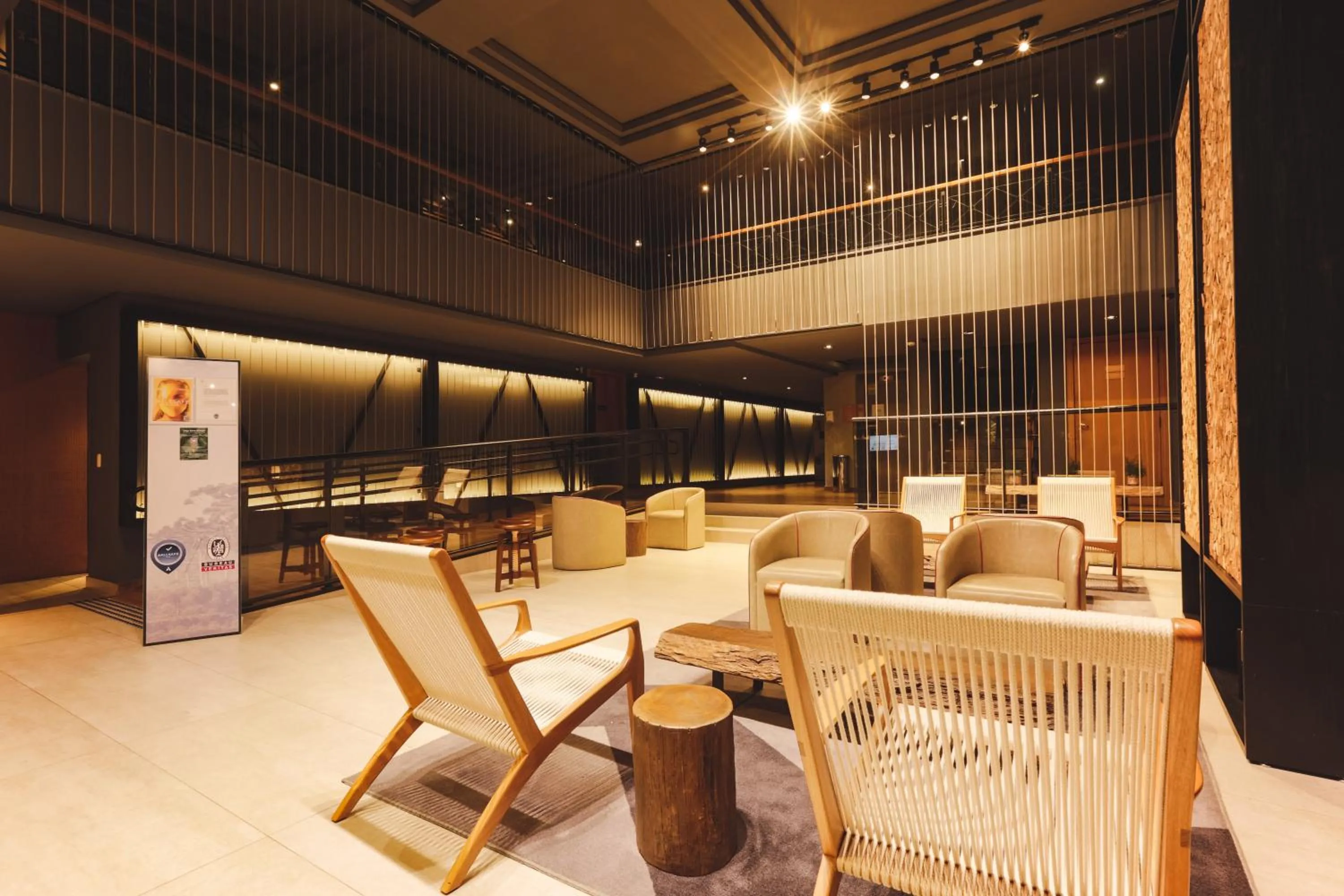 Lobby or reception in Hotel Cassino Tower Curitiba Aeroporto By Nacional Inn