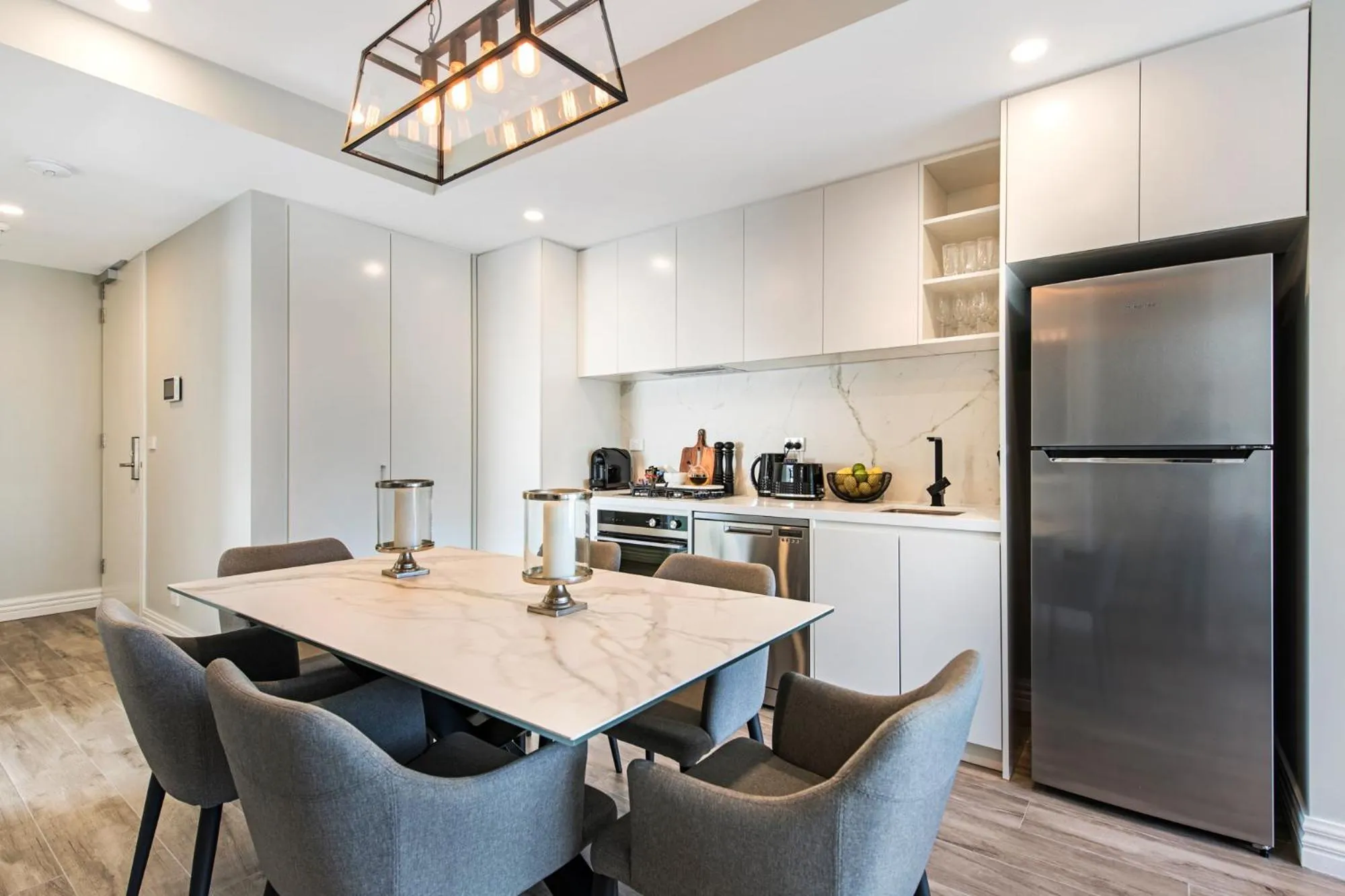 Kitchen or kitchenette in Manhattan Apartments - Notting Hill
