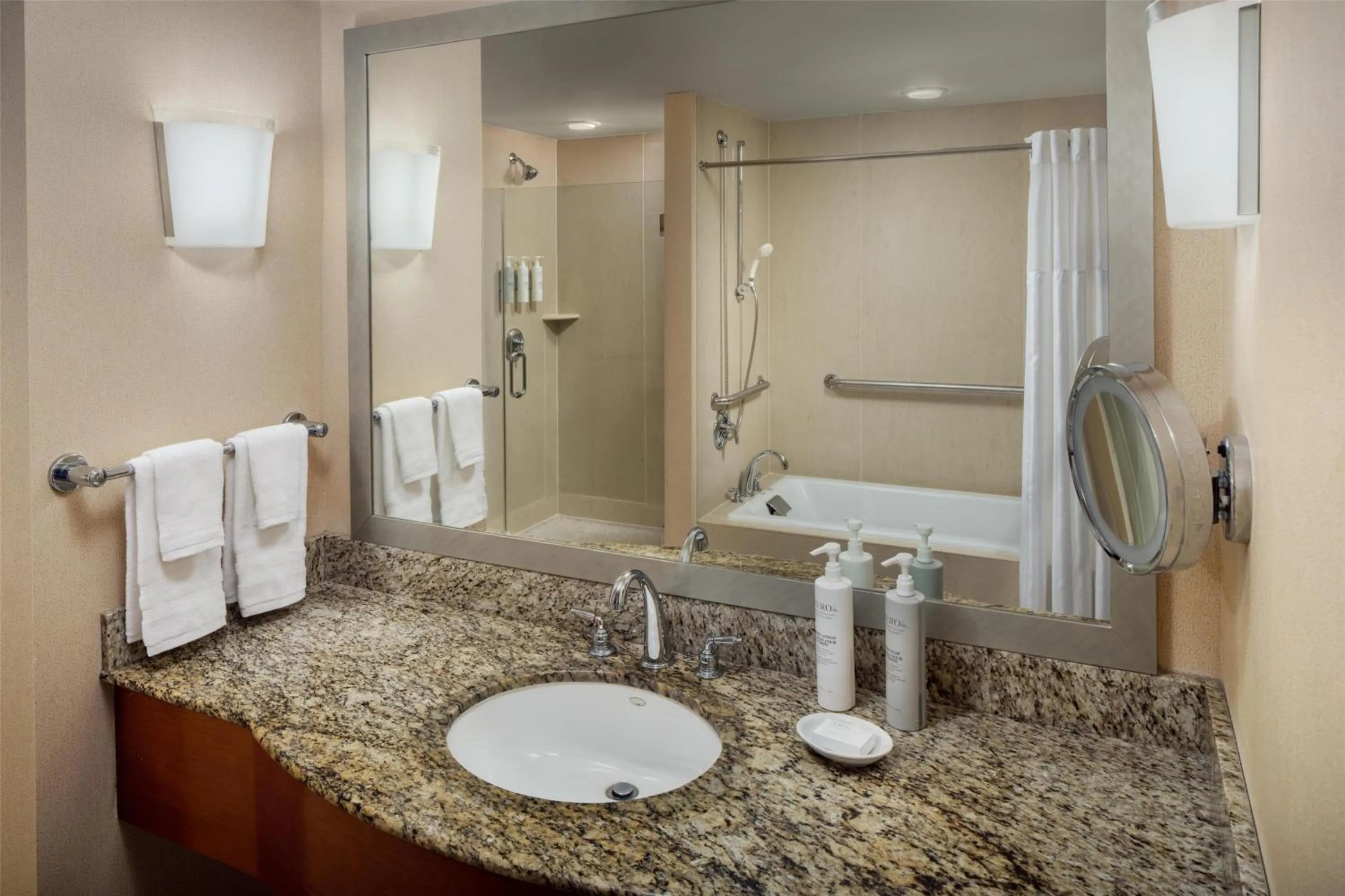 Bathroom in Hilton Garden Inn Portland Downtown Waterfront