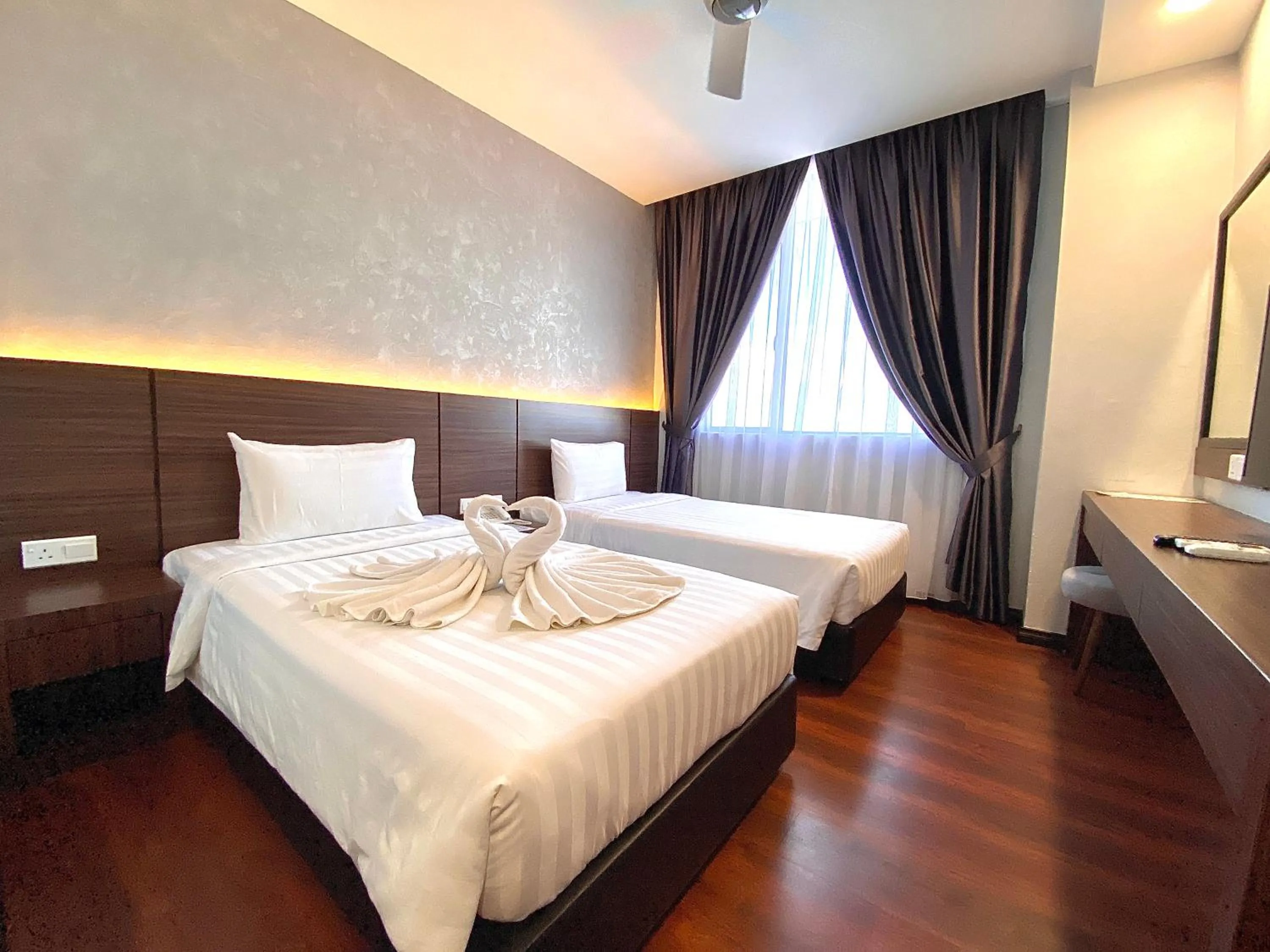 Bedroom, Bed in Grace Hotel Semporna