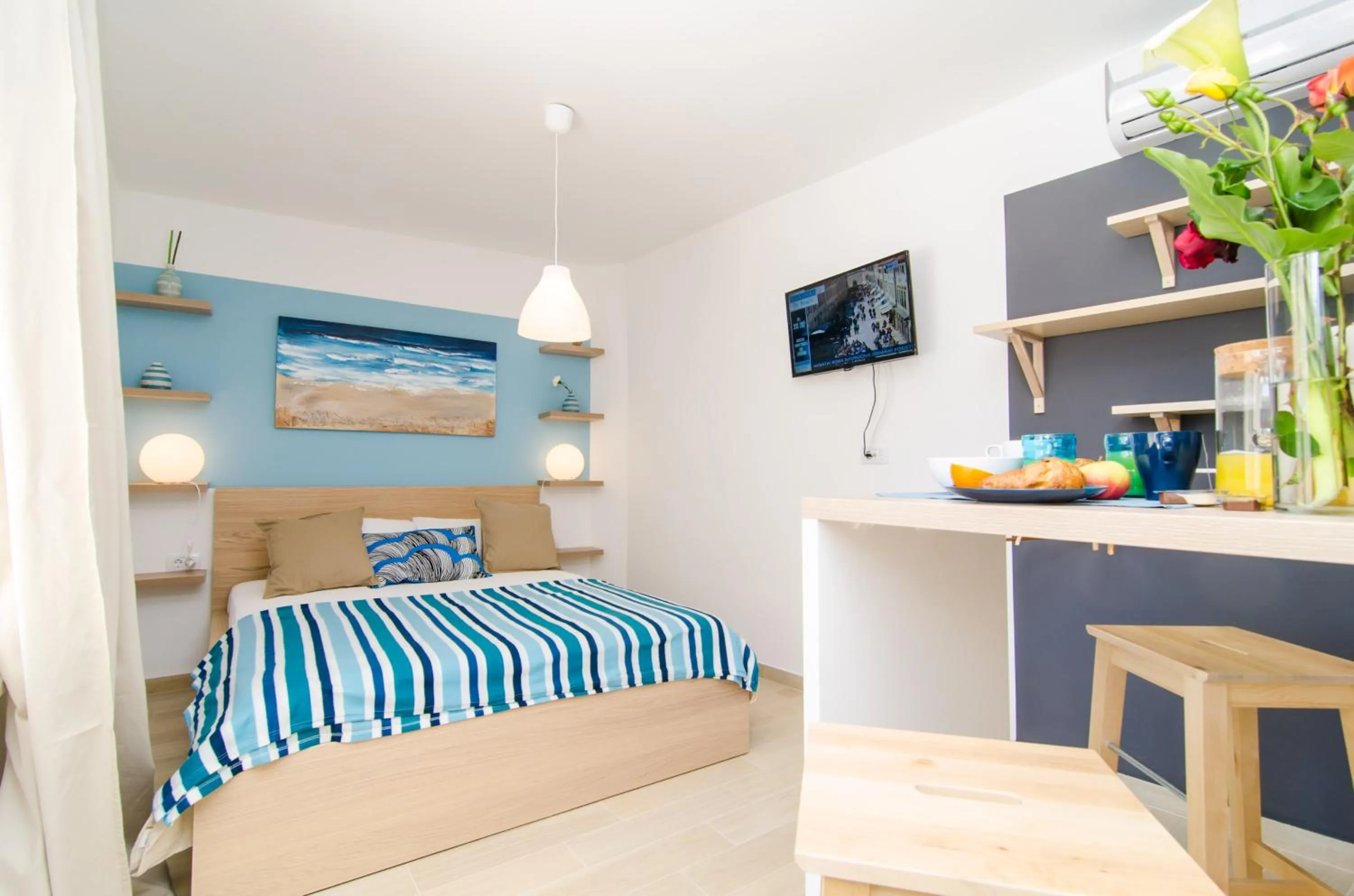 Bed in Apartments Zore Glavinić