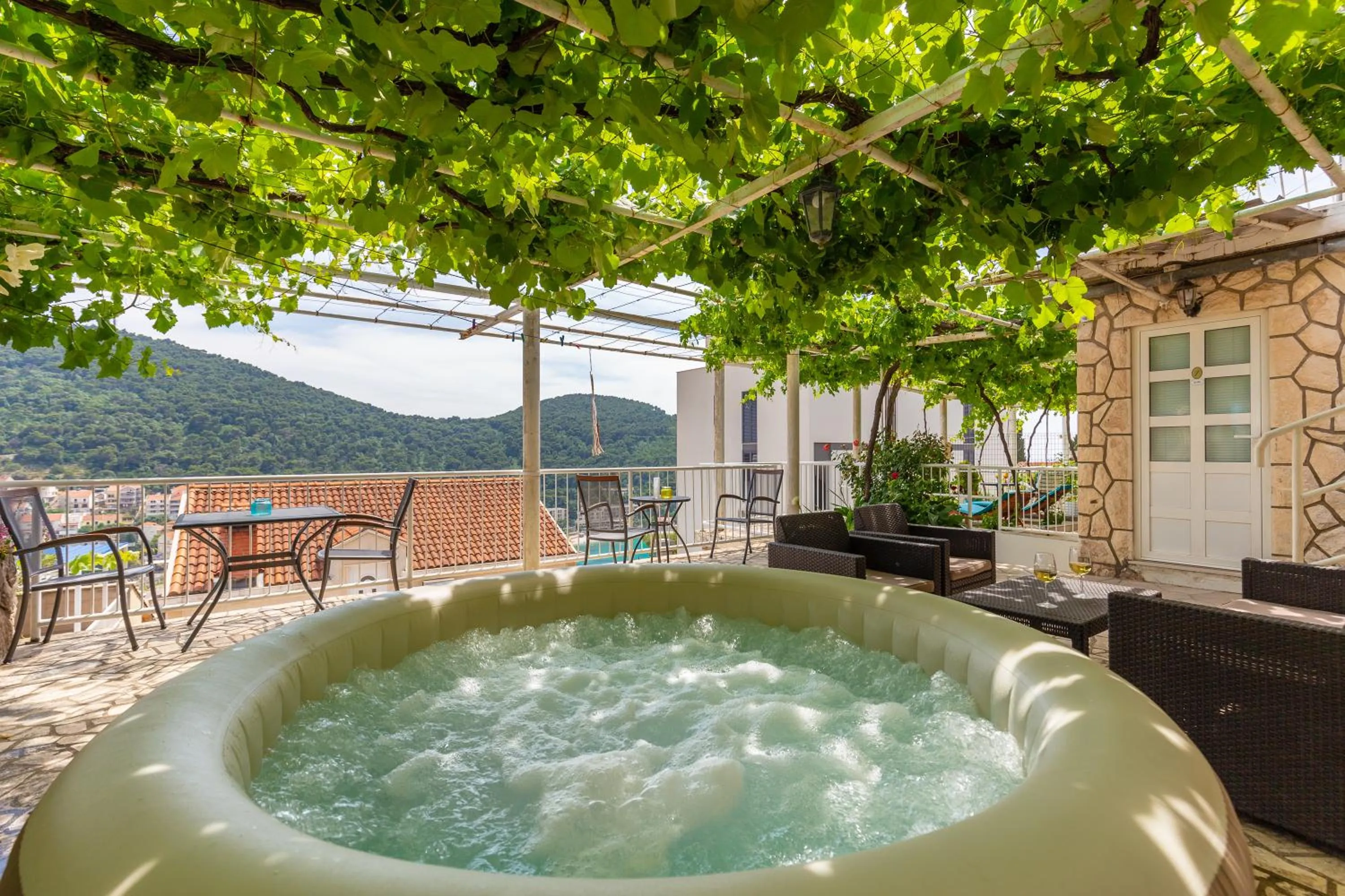 Patio in Apartments Zore Glavinić