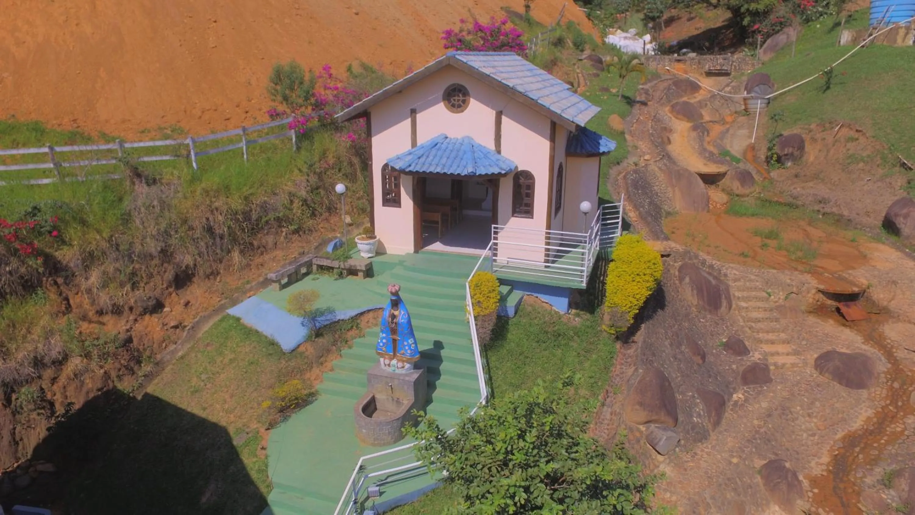 Property building in Hotel Porto dos Milagres