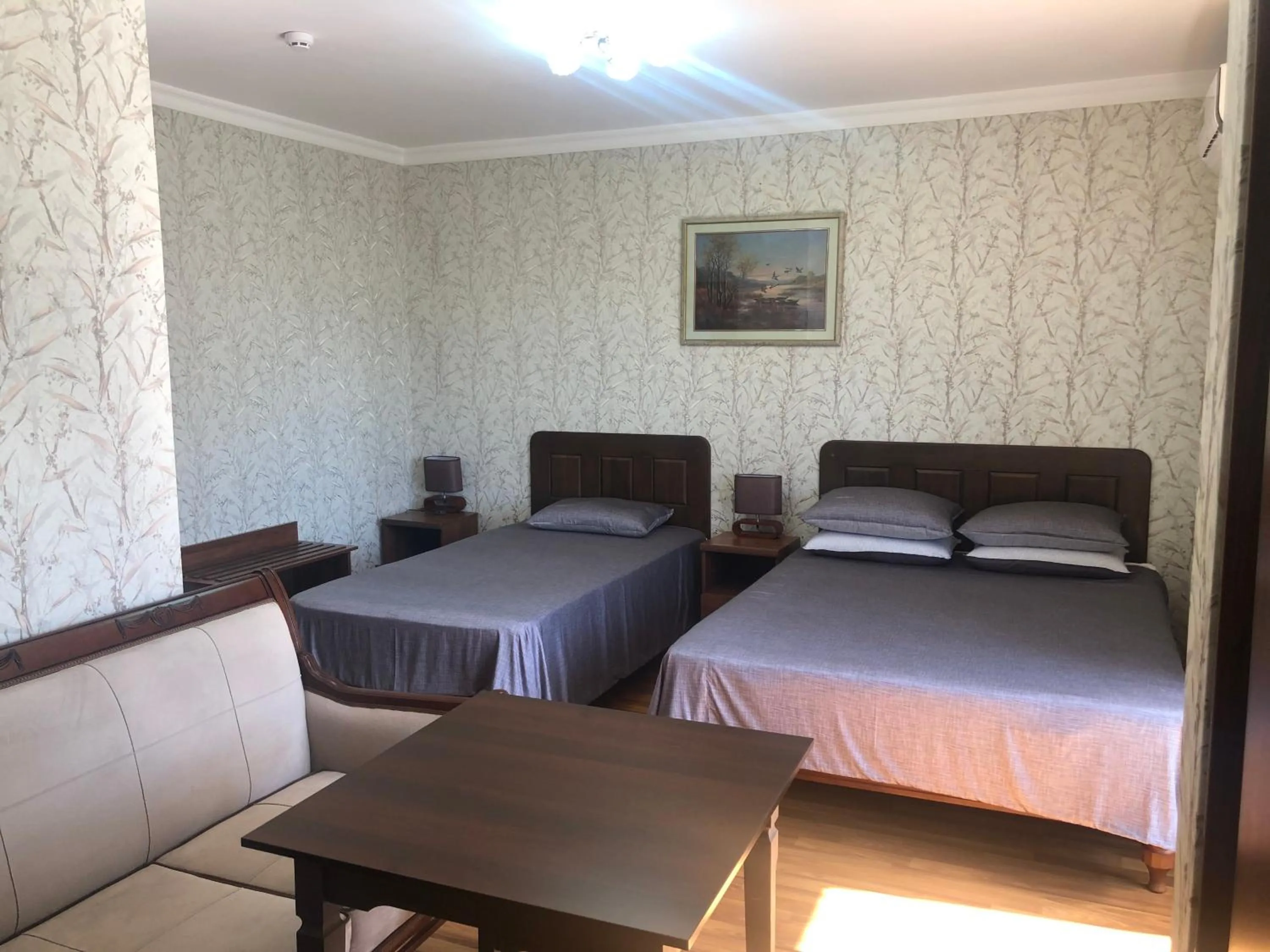 Photo of the whole room, Bed in Cinzano Complex