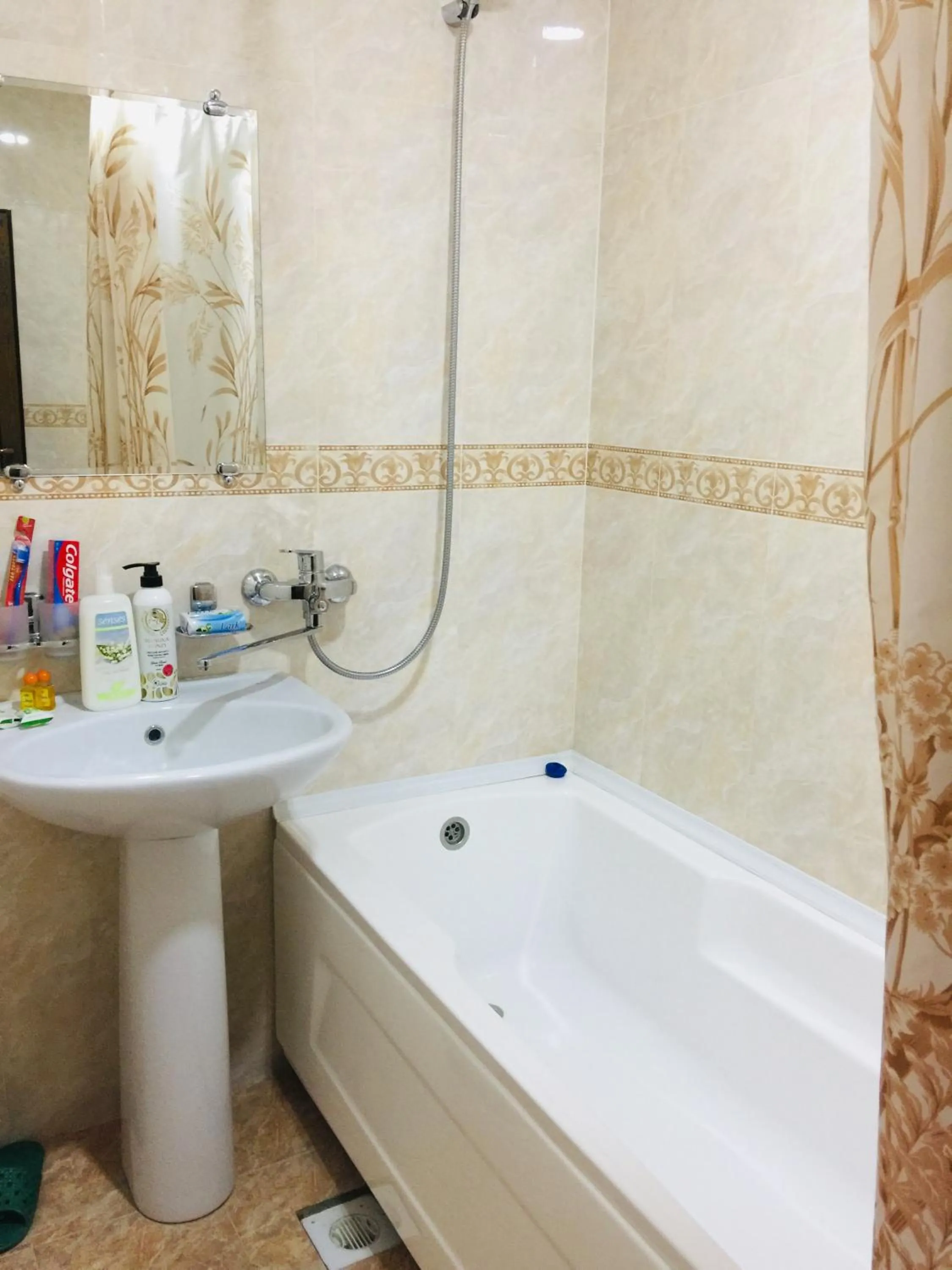 Bathroom in Cinzano Complex