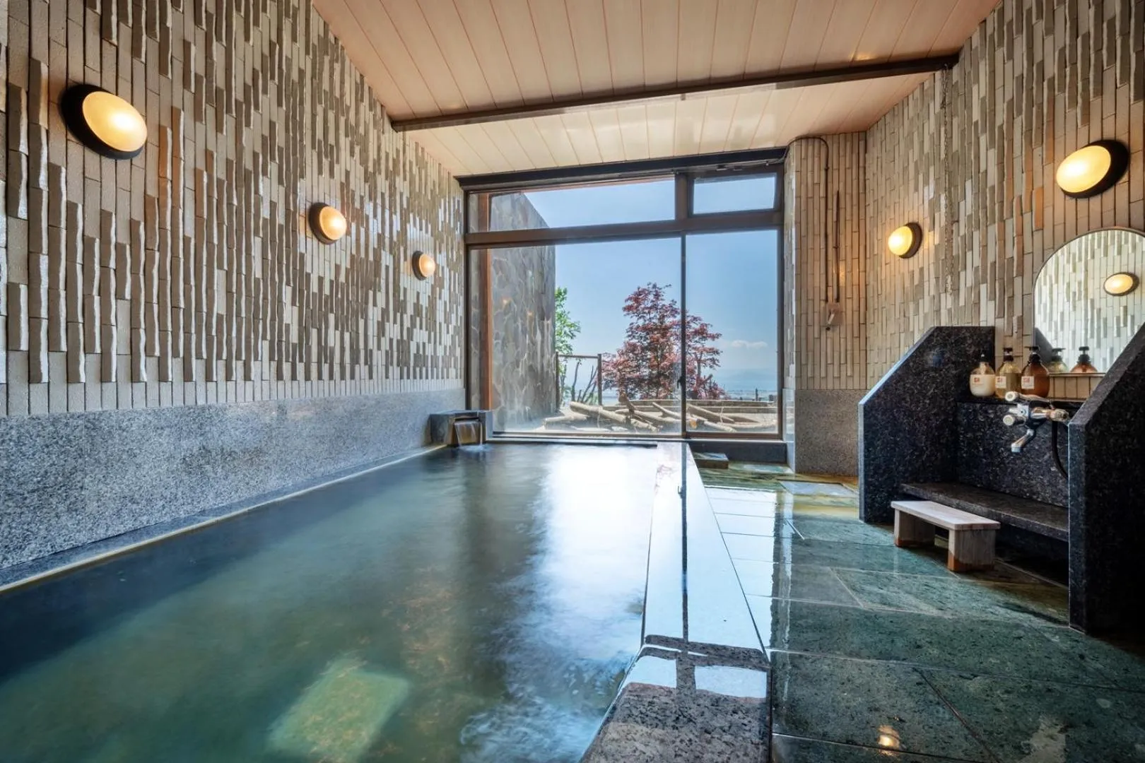 Lake View Inawashiro