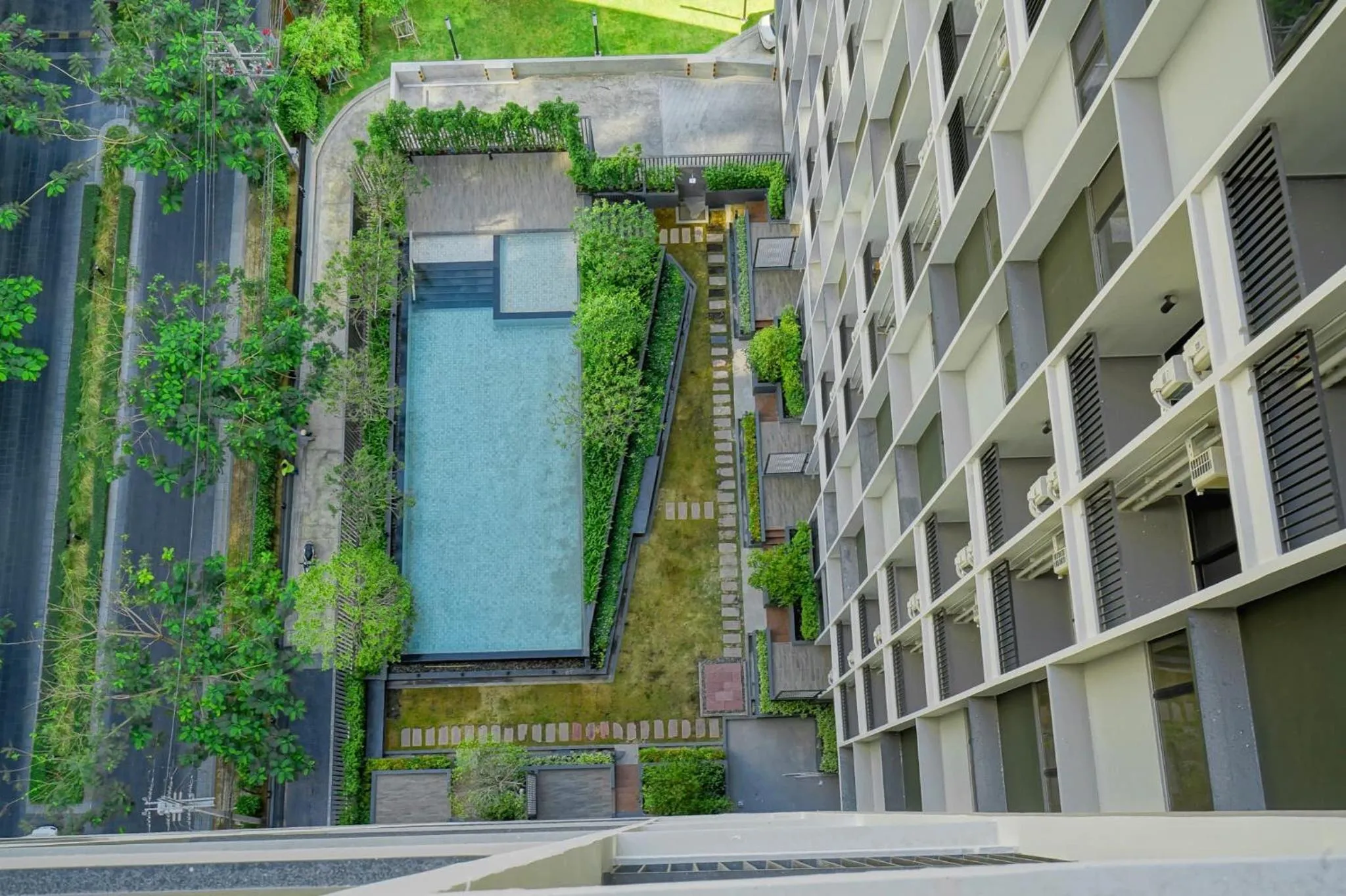 Pool view in Q-Box Hotel Bangkok Blossom (SHA Plus)