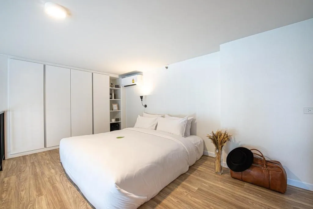 Bed in Q-Box Hotel Bangkok Blossom (SHA Plus)