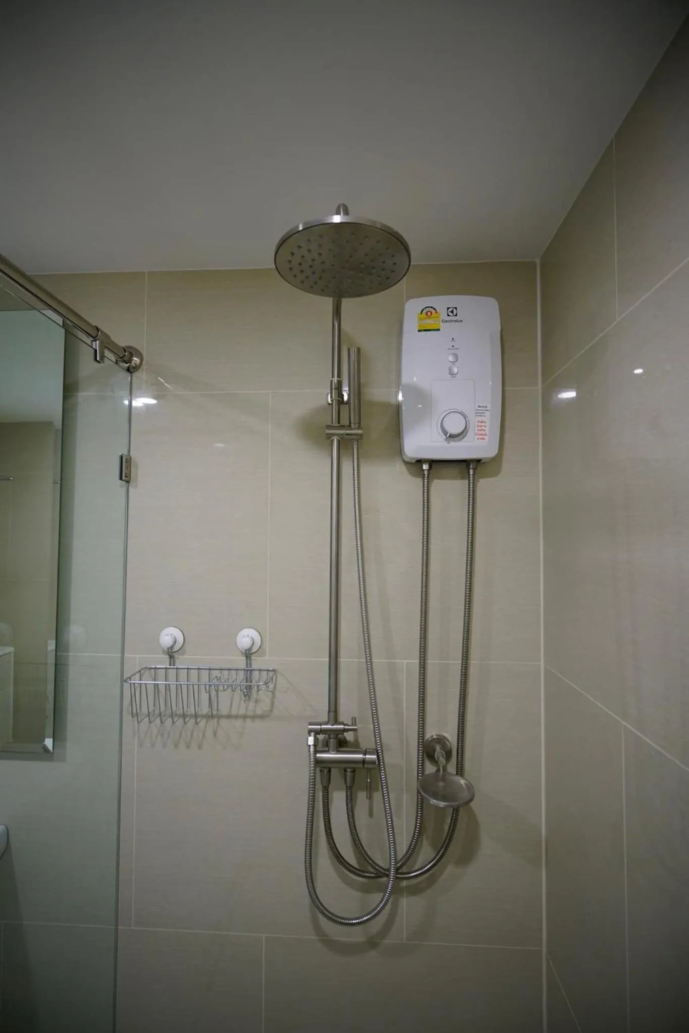 Shower, Bathroom in Q-Box Hotel Bangkok Blossom (SHA Plus)