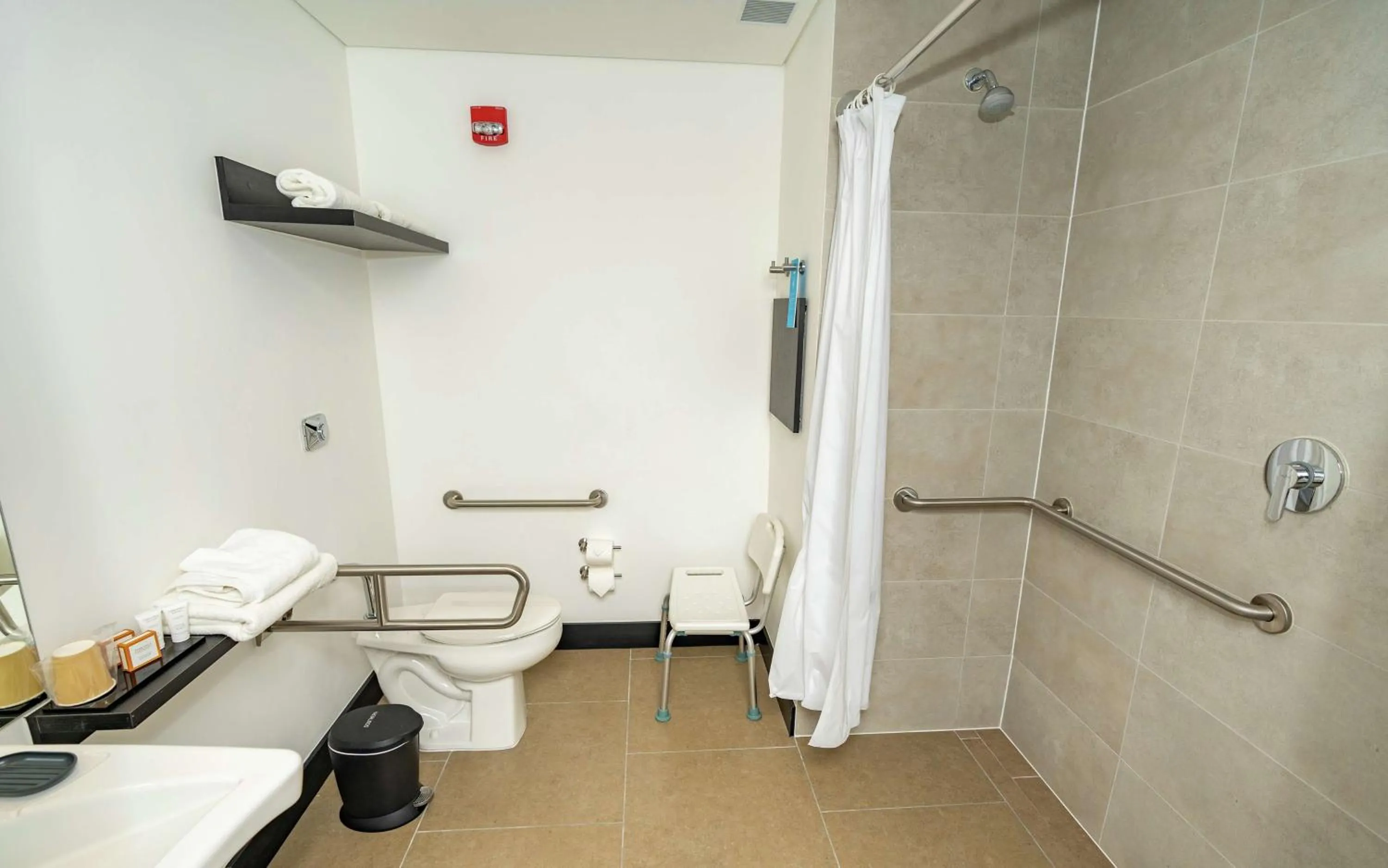 Shower in Hampton By Hilton Antofagasta