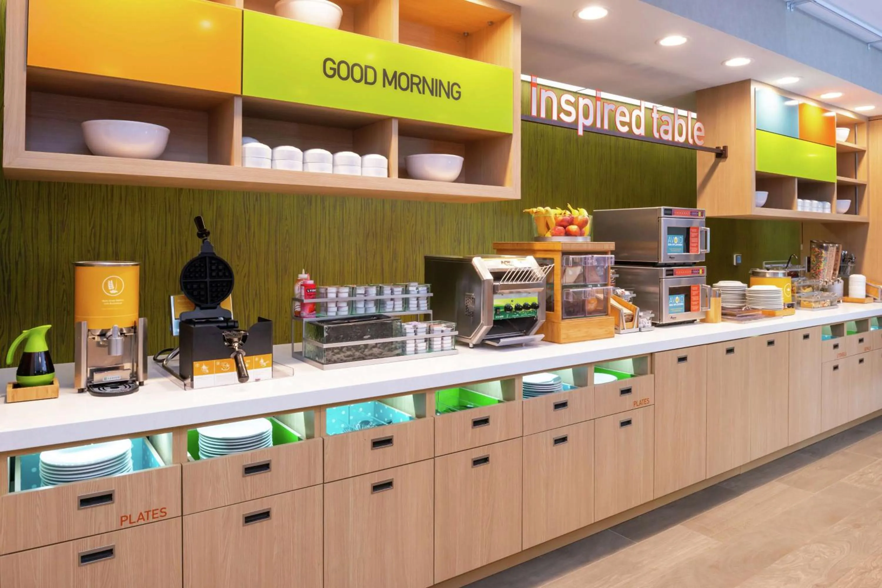 Breakfast in Home2 Suites By Hilton New Albany Columbus