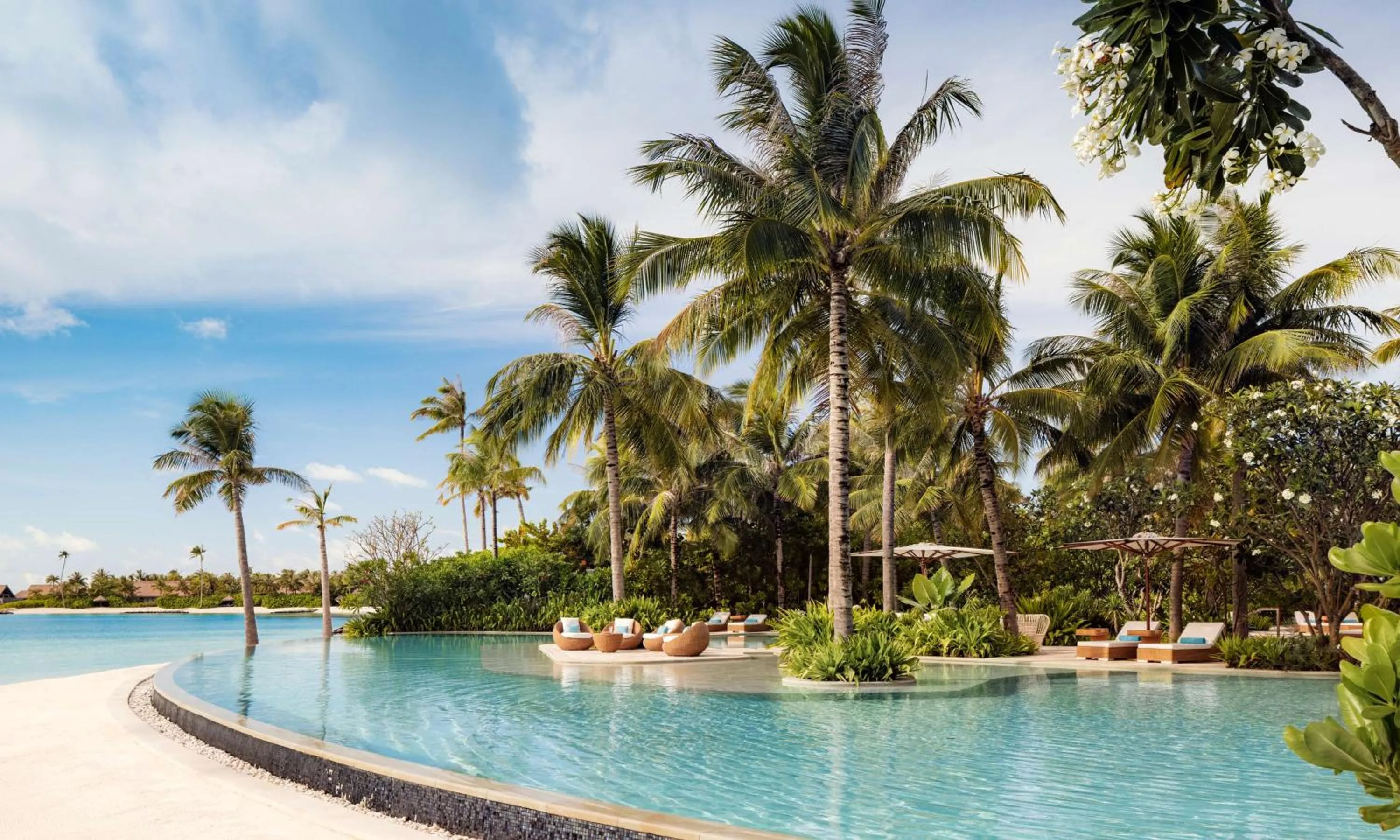 Pool view in Waldorf Astoria Maldives Ithaafushi