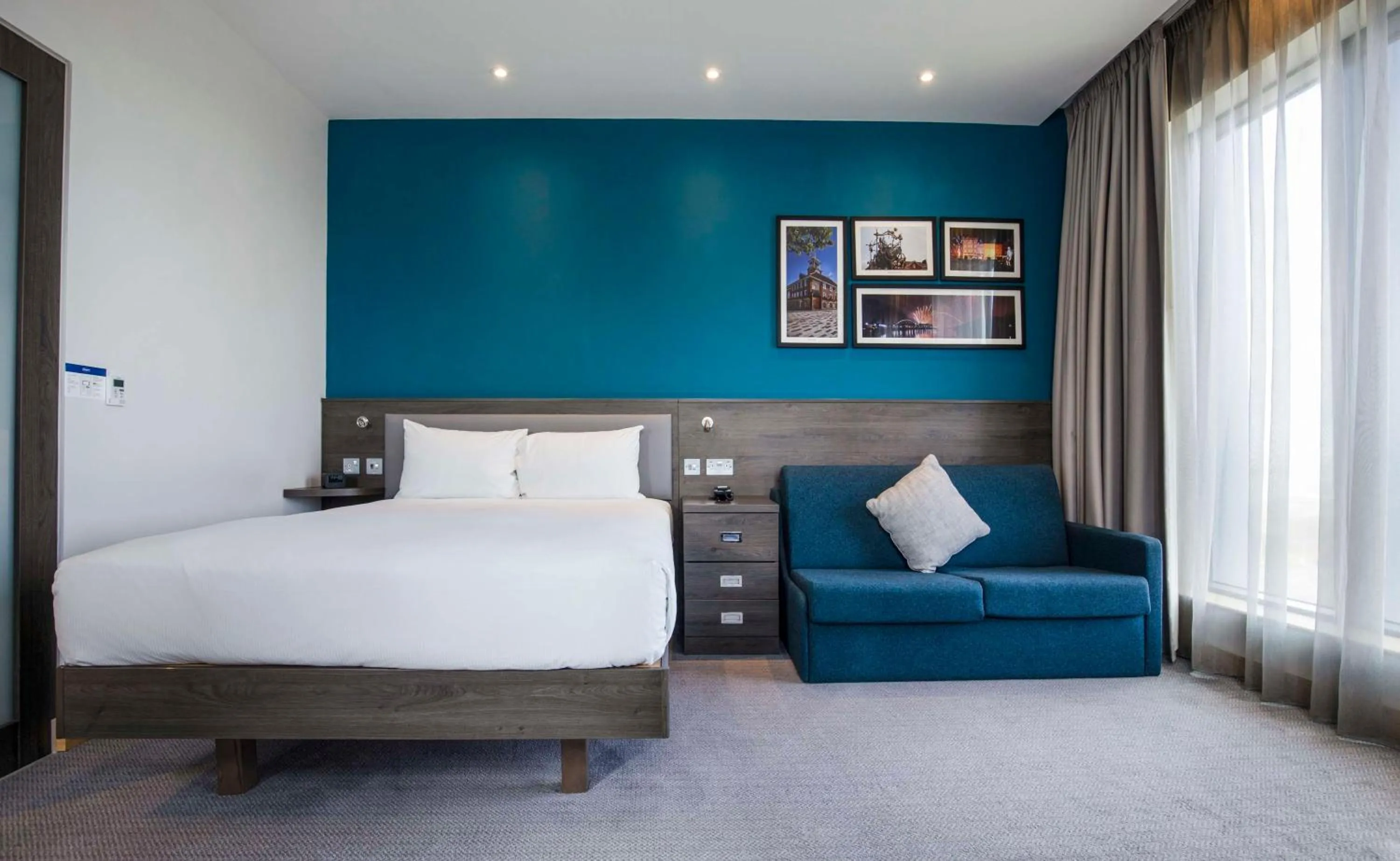 Living room, Bed in Hampton By Hilton Stockton On Tees