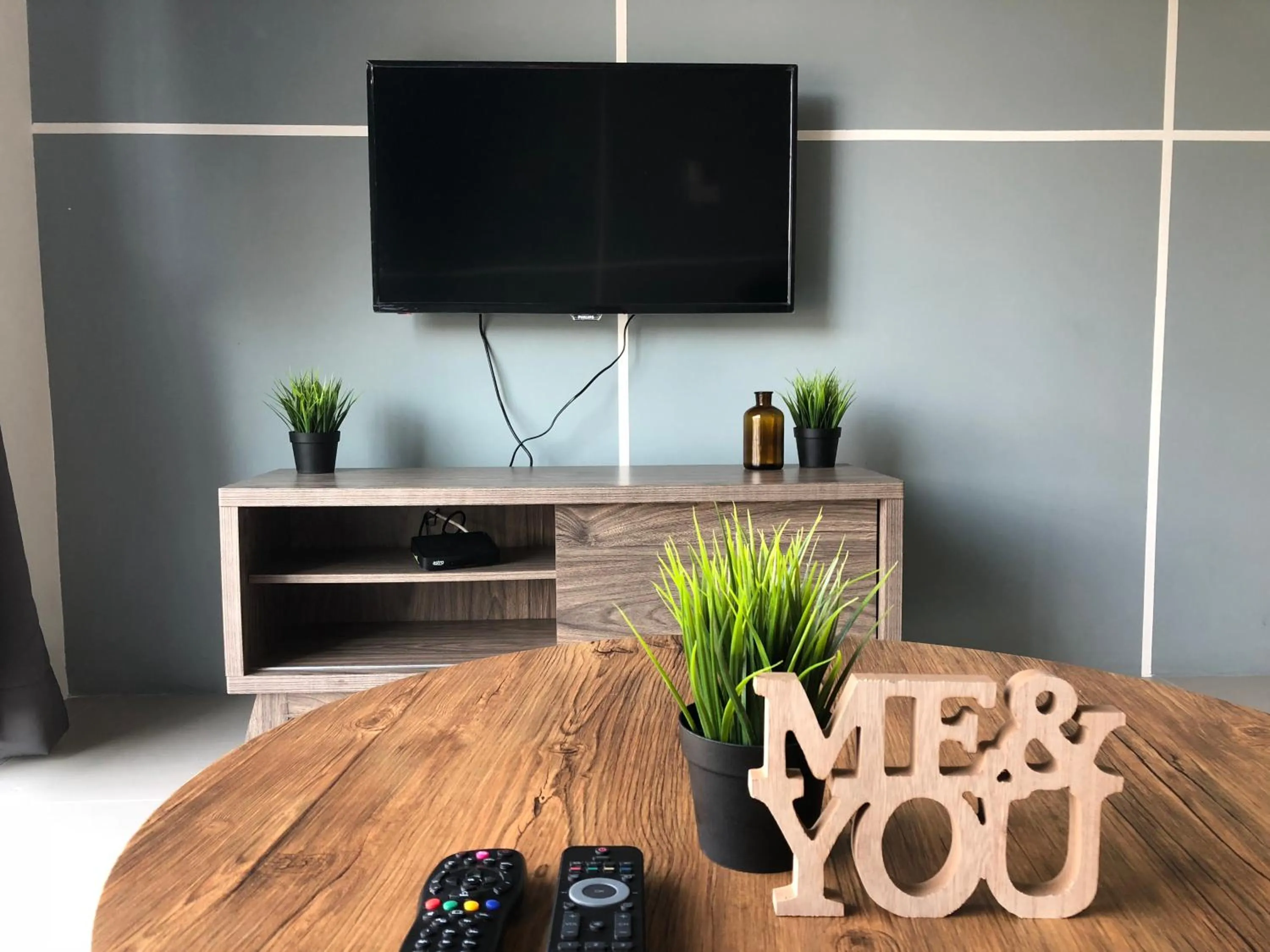 DreamScape Studio @ Golden Hill Cameron